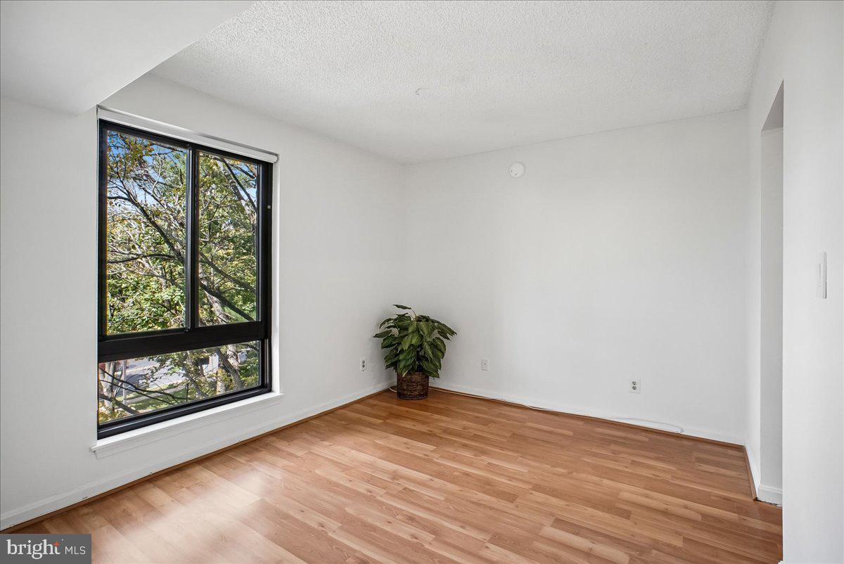 801 N HOWARD STREET 372