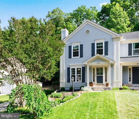 Photo of 3113 Calloway Court, WOODBRIDGE, VA 22192 (MLS # VAPW2120290)