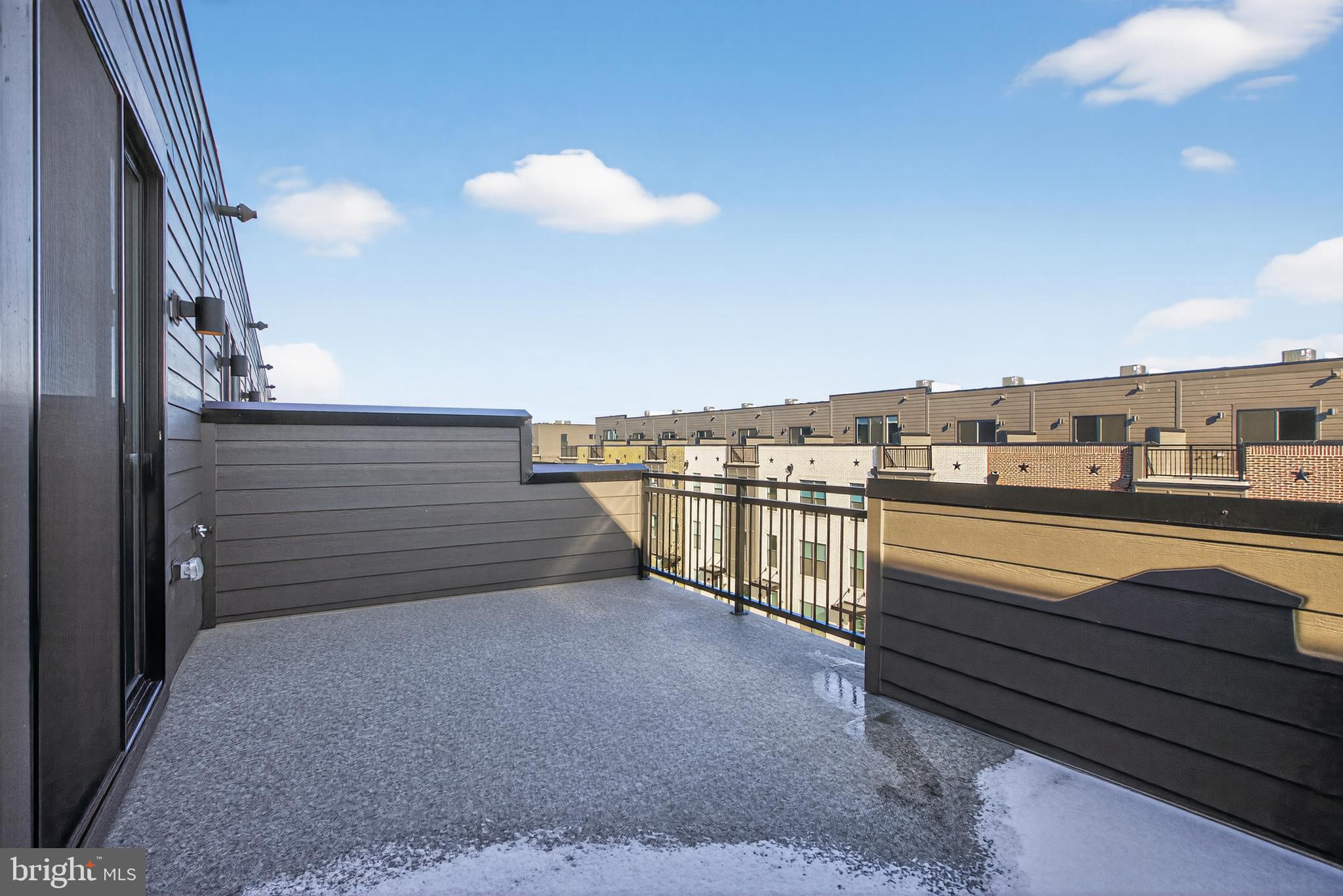 LOCKE LANDING - Residential