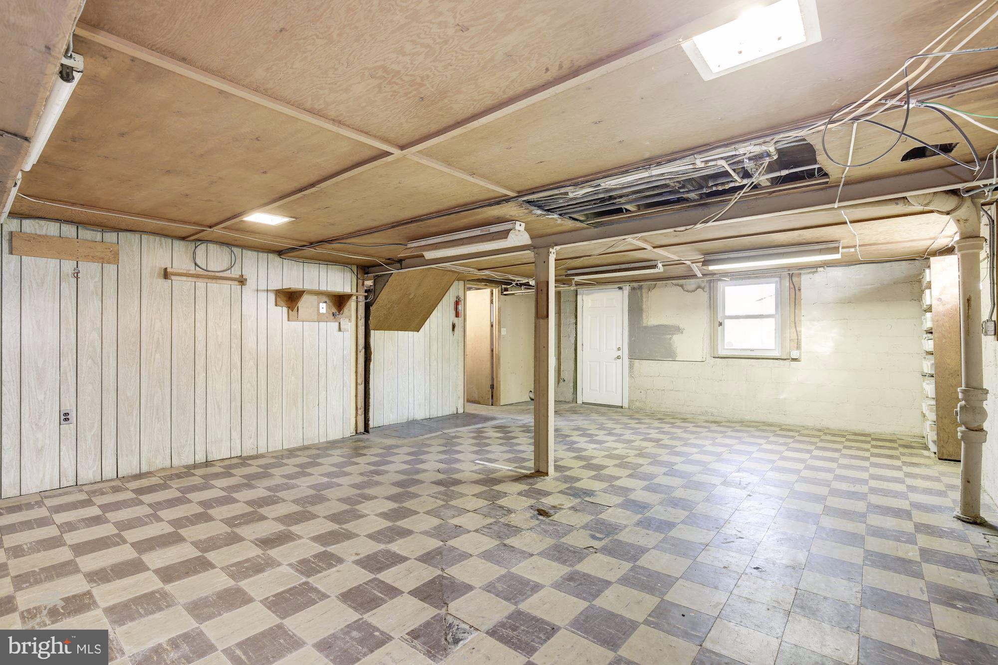 FOREST GLEN PARK - Residential