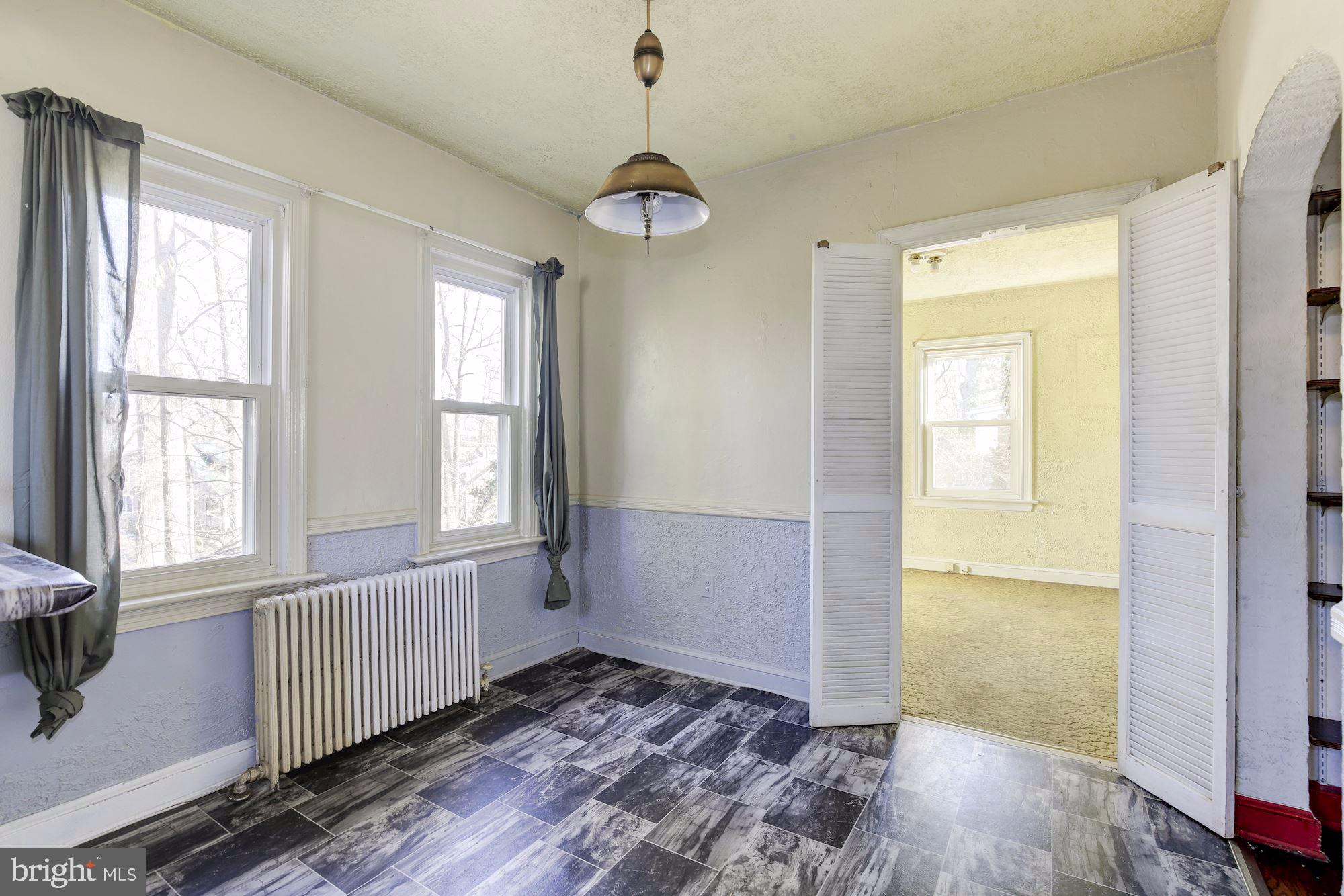 FOREST GLEN PARK - Residential