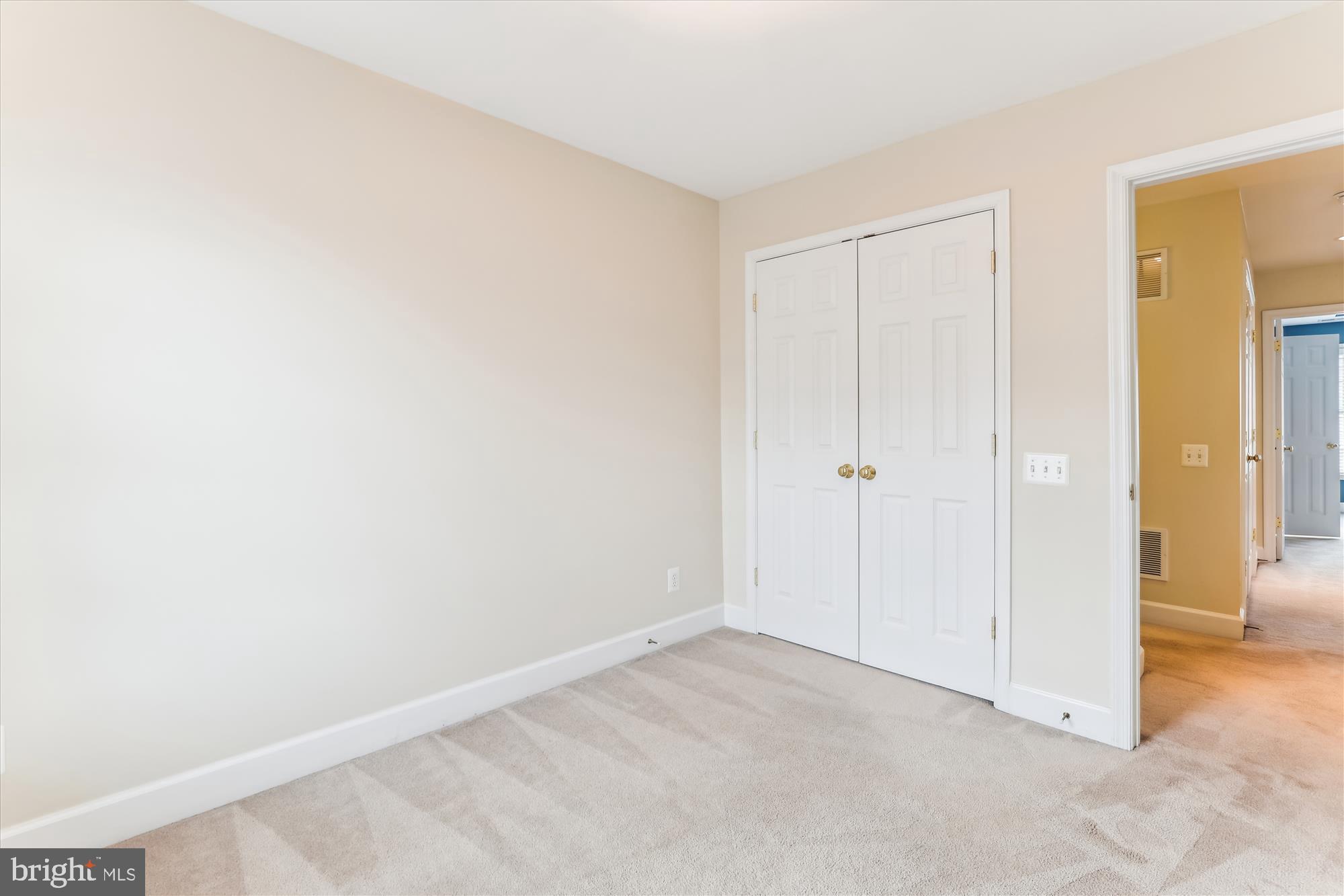 PAVILIONS AT HUNTINGTON - Residential