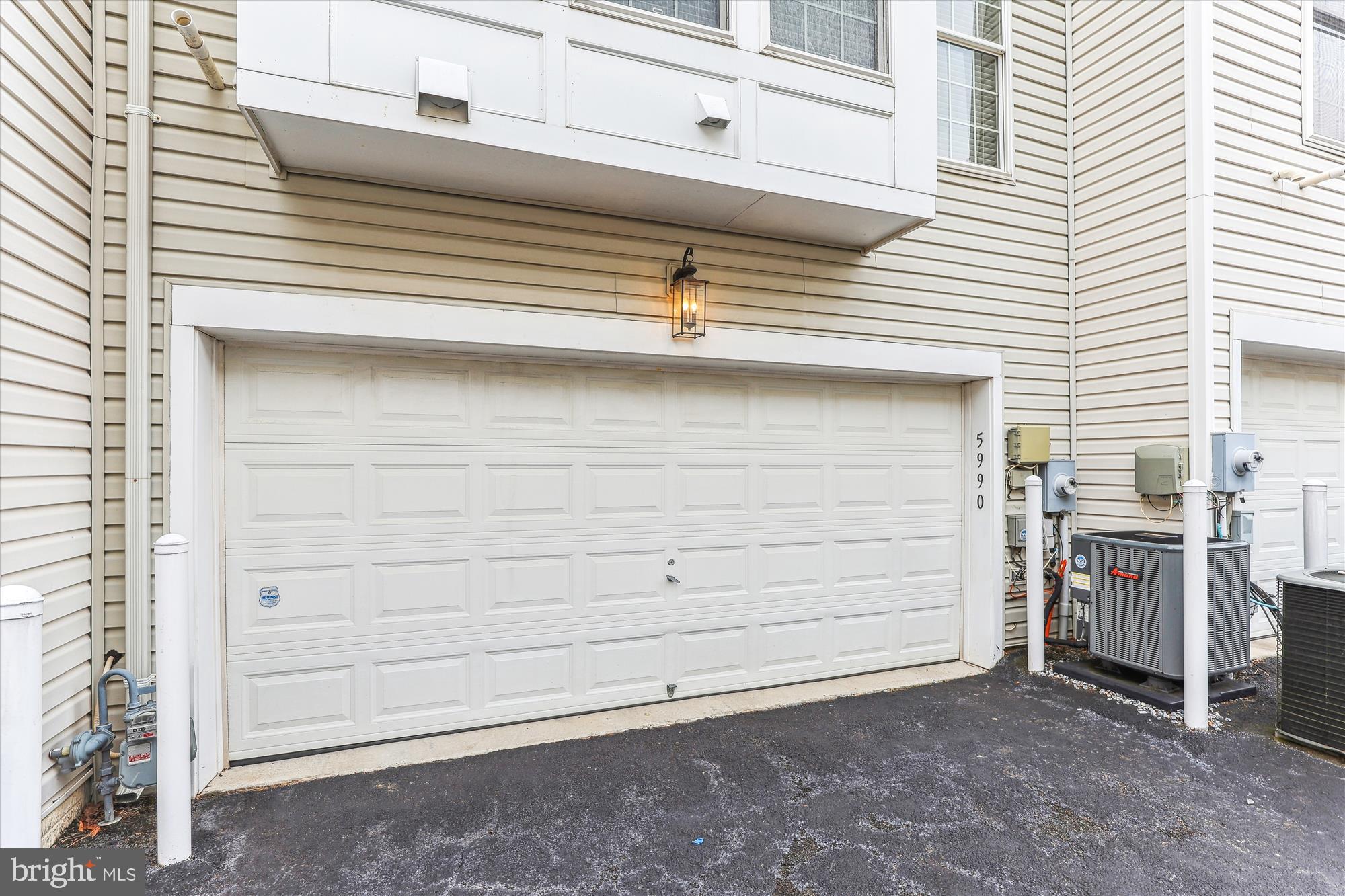 PAVILIONS AT HUNTINGTON - Residential