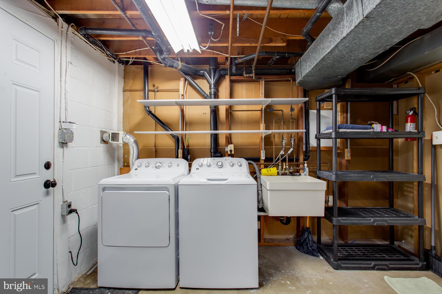 TALISMAN COURT - Residential Lease