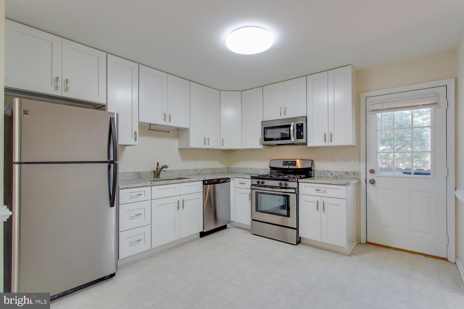 TALISMAN COURT - Residential Lease