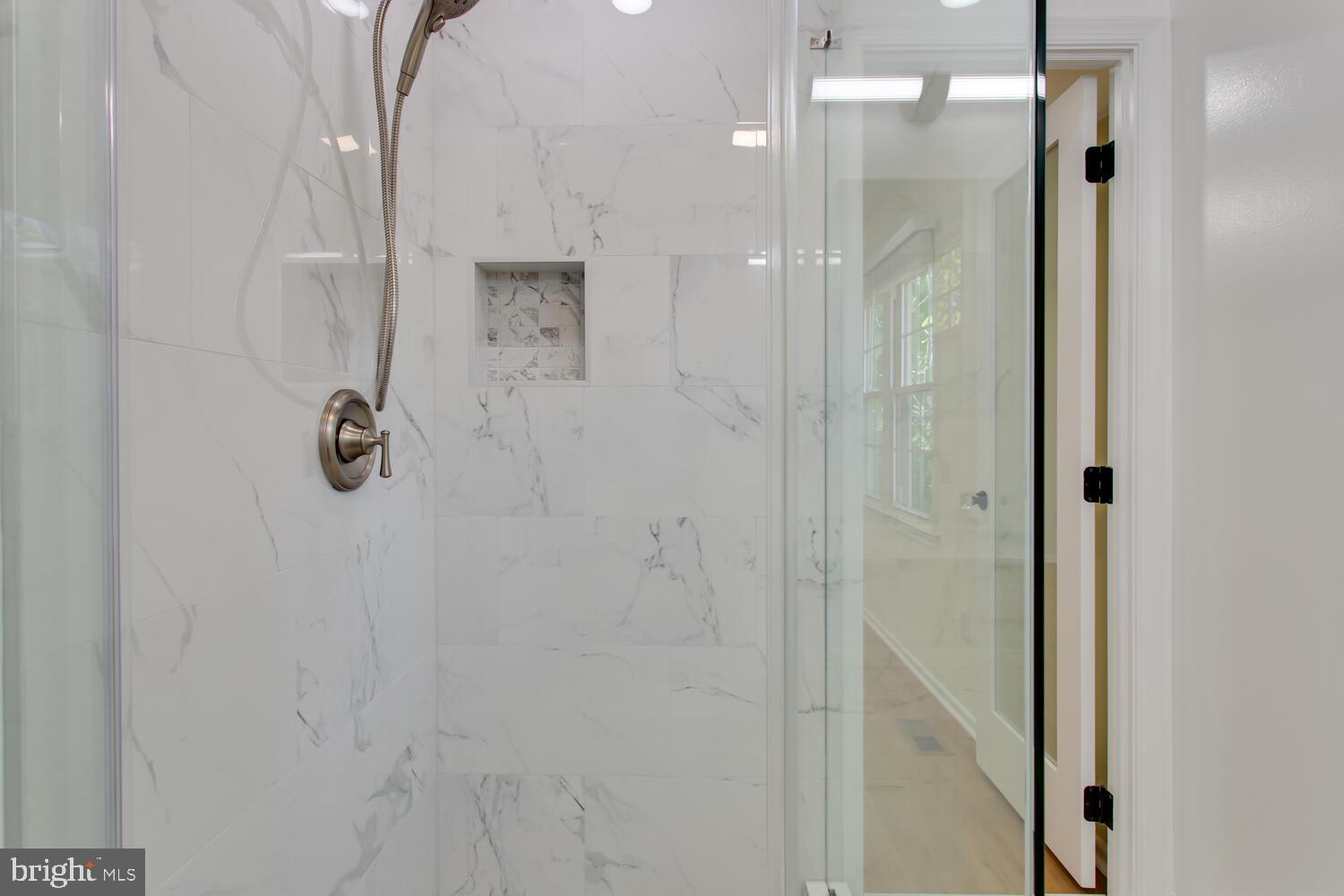 TALISMAN COURT - Residential Lease