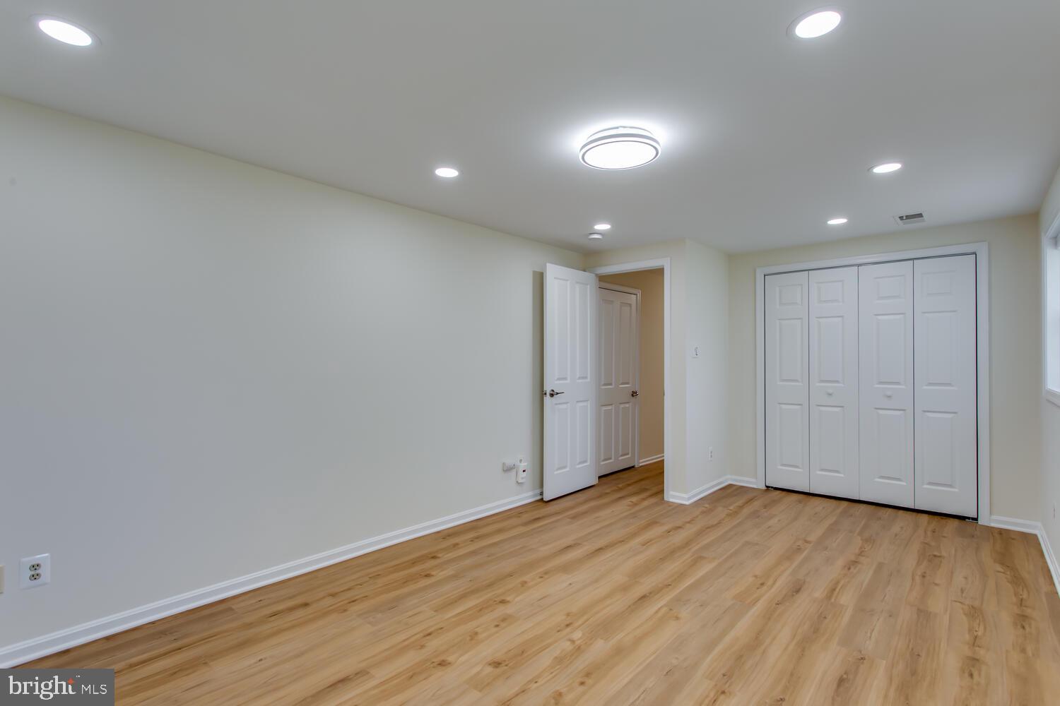 TALISMAN COURT - Residential Lease