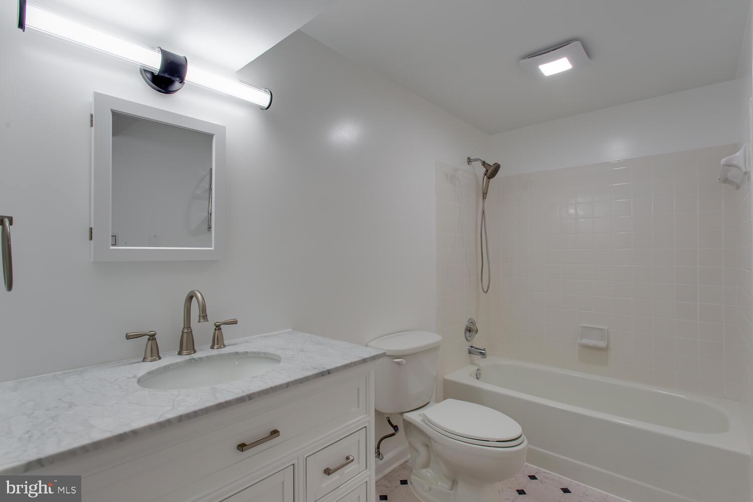 TALISMAN COURT - Residential Lease