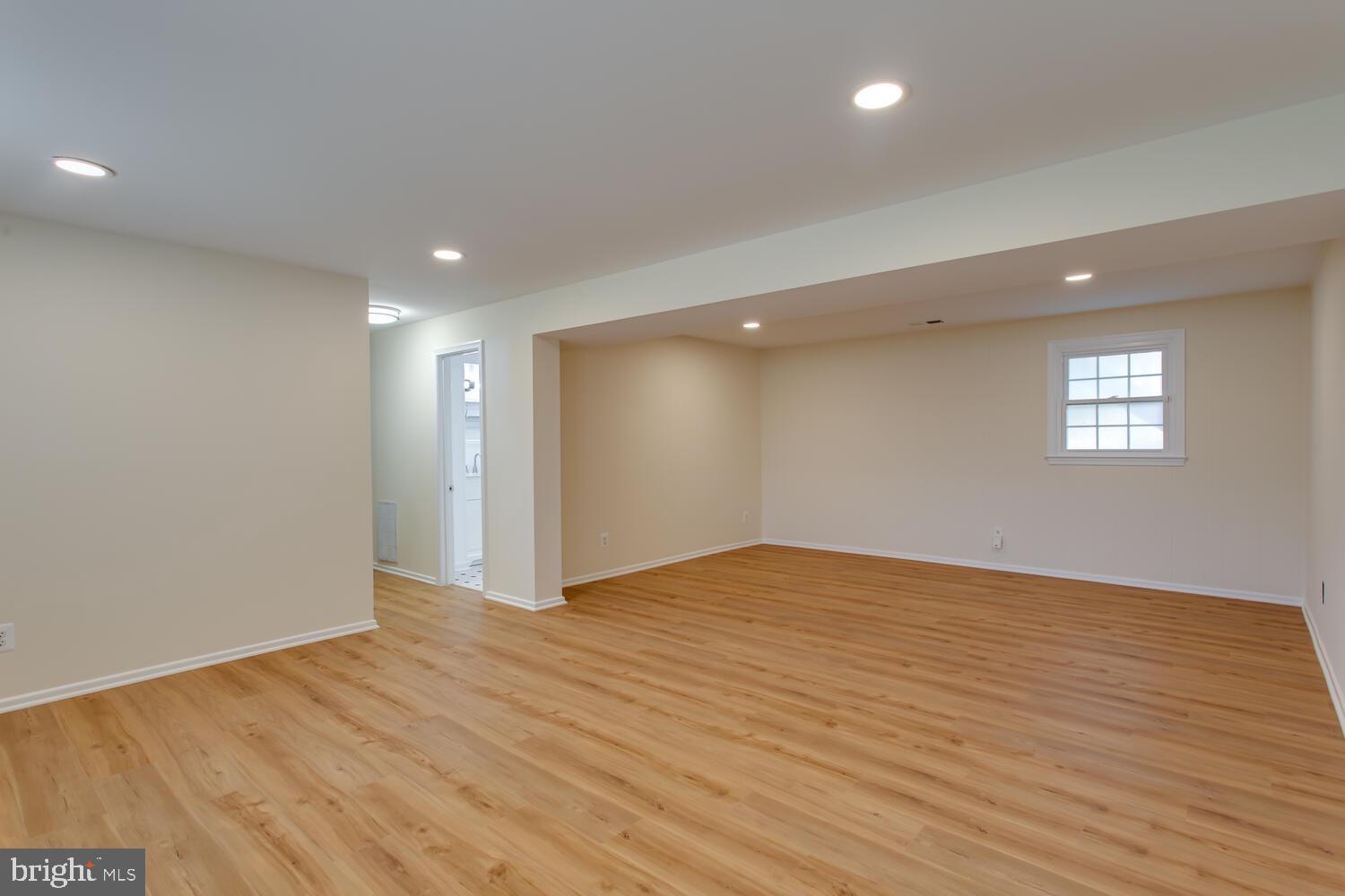 TALISMAN COURT - Residential Lease