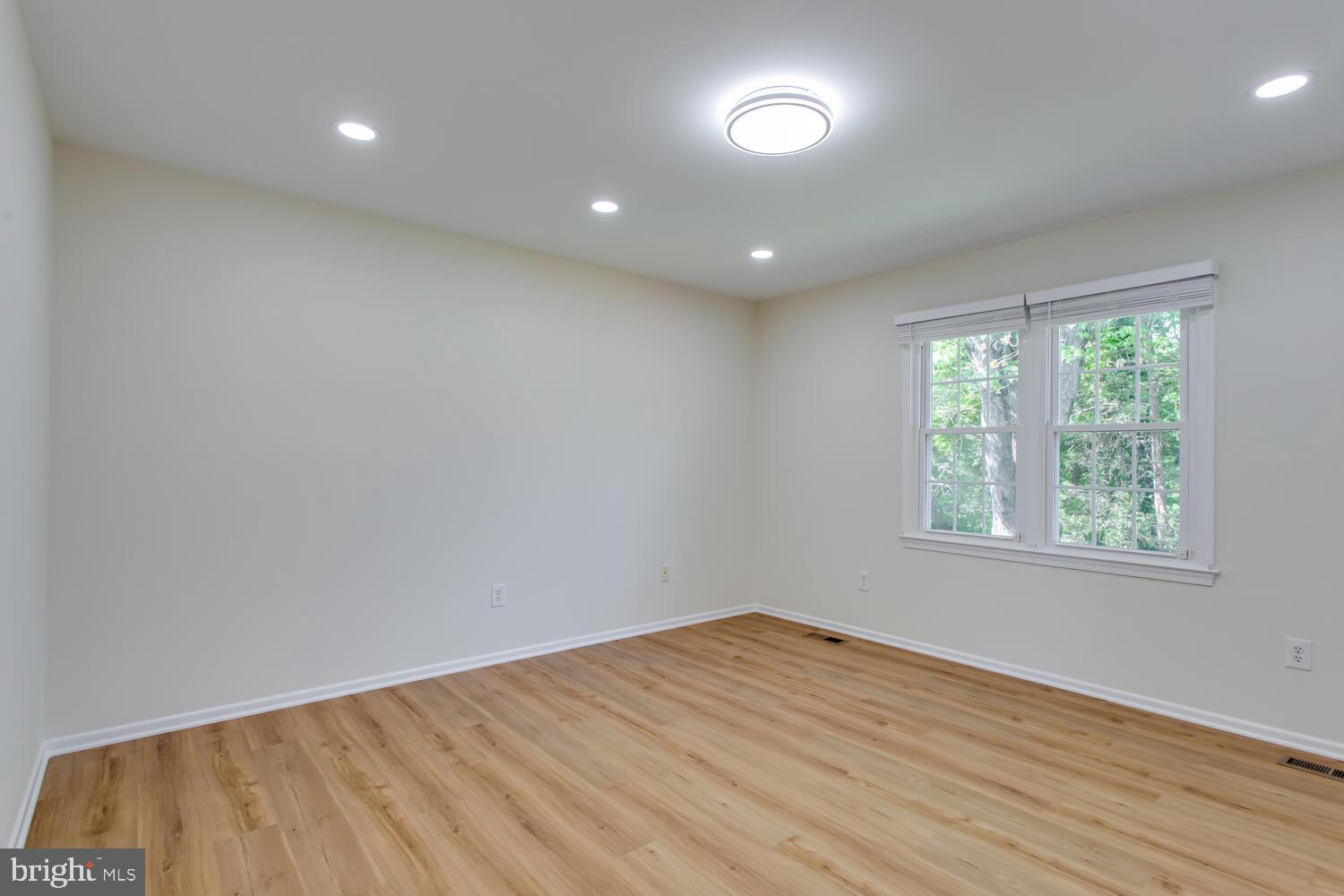 TALISMAN COURT - Residential Lease