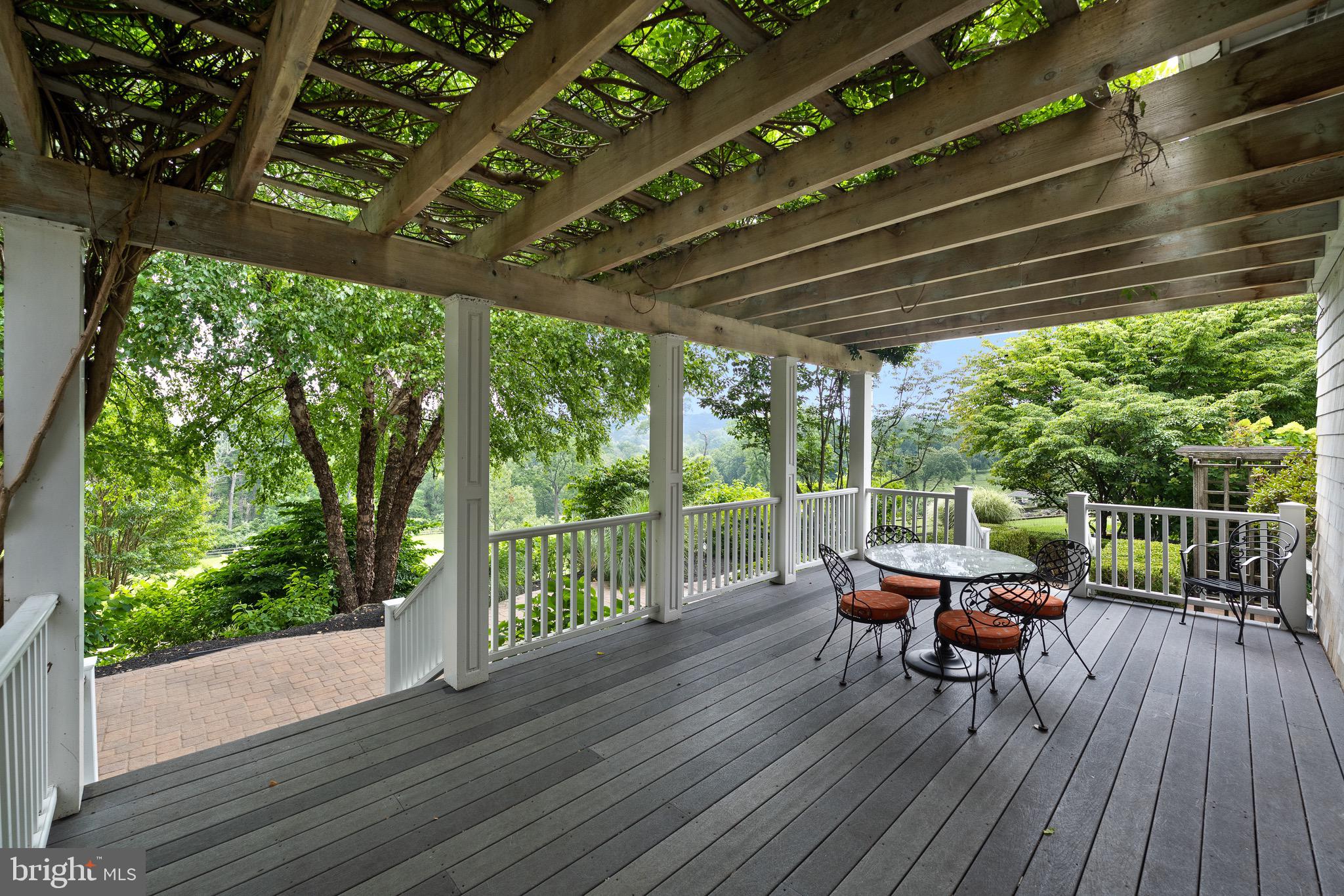 HIGHLANDS AT CHARLES - Residential