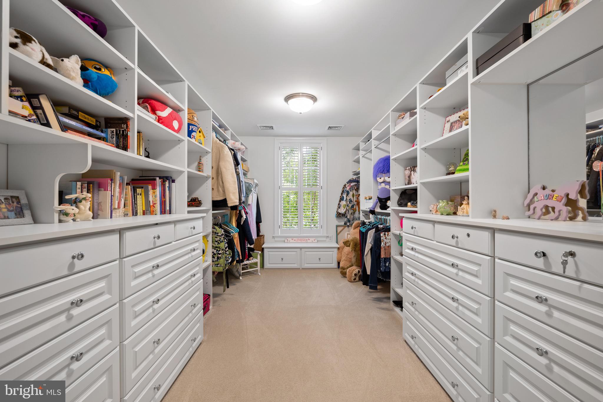 HIGHLANDS AT CHARLES - Residential