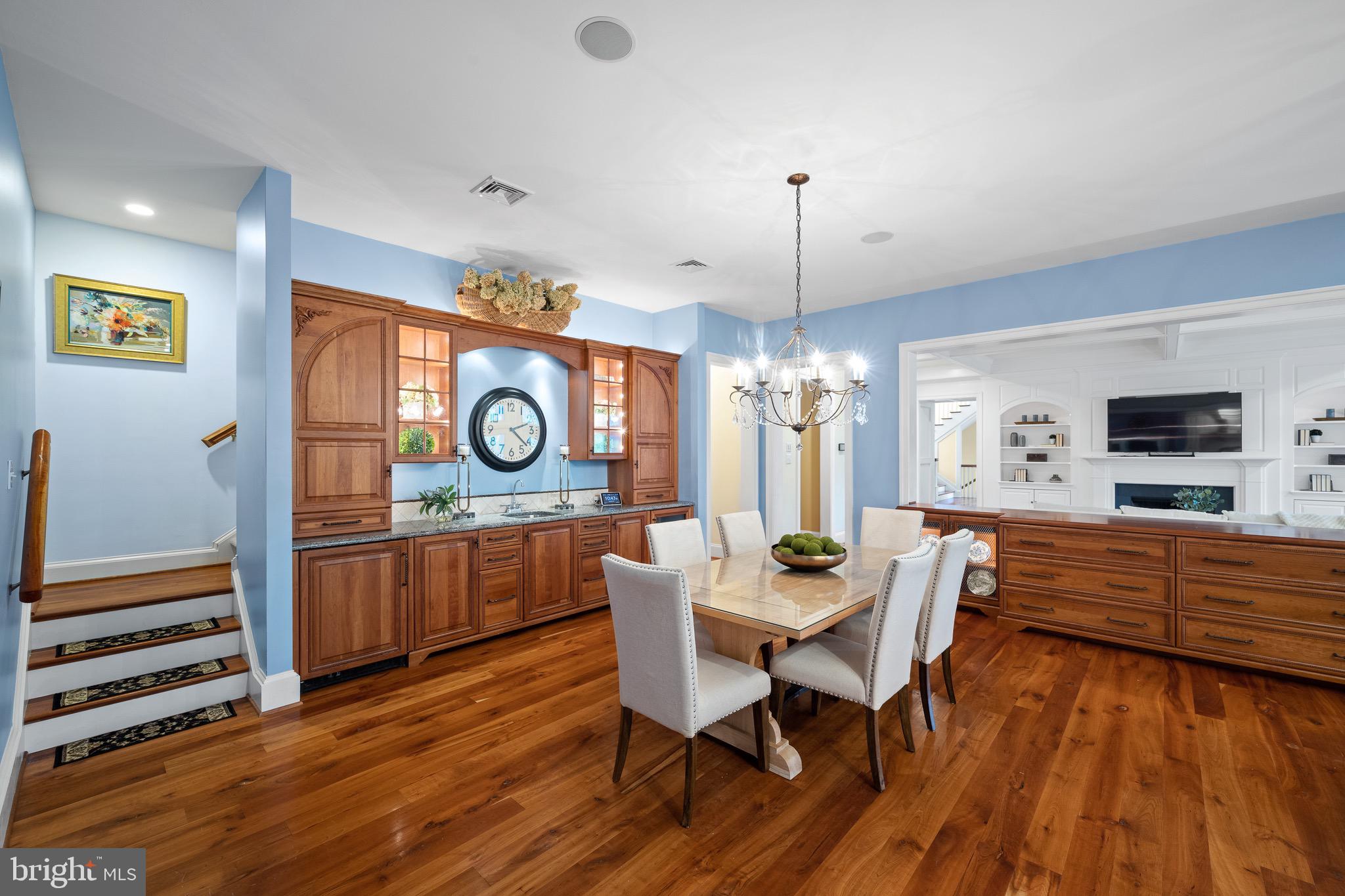 HIGHLANDS AT CHARLES - Residential