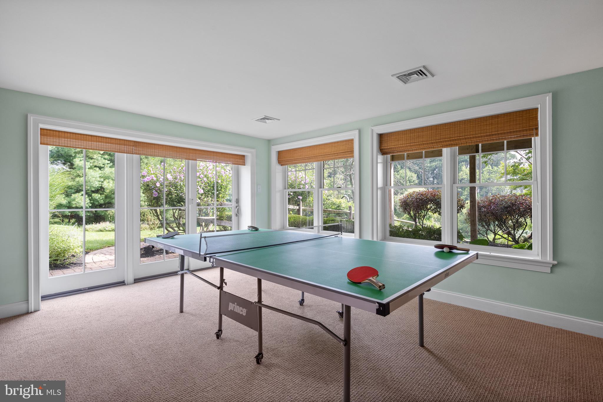 HIGHLANDS AT CHARLES - Residential