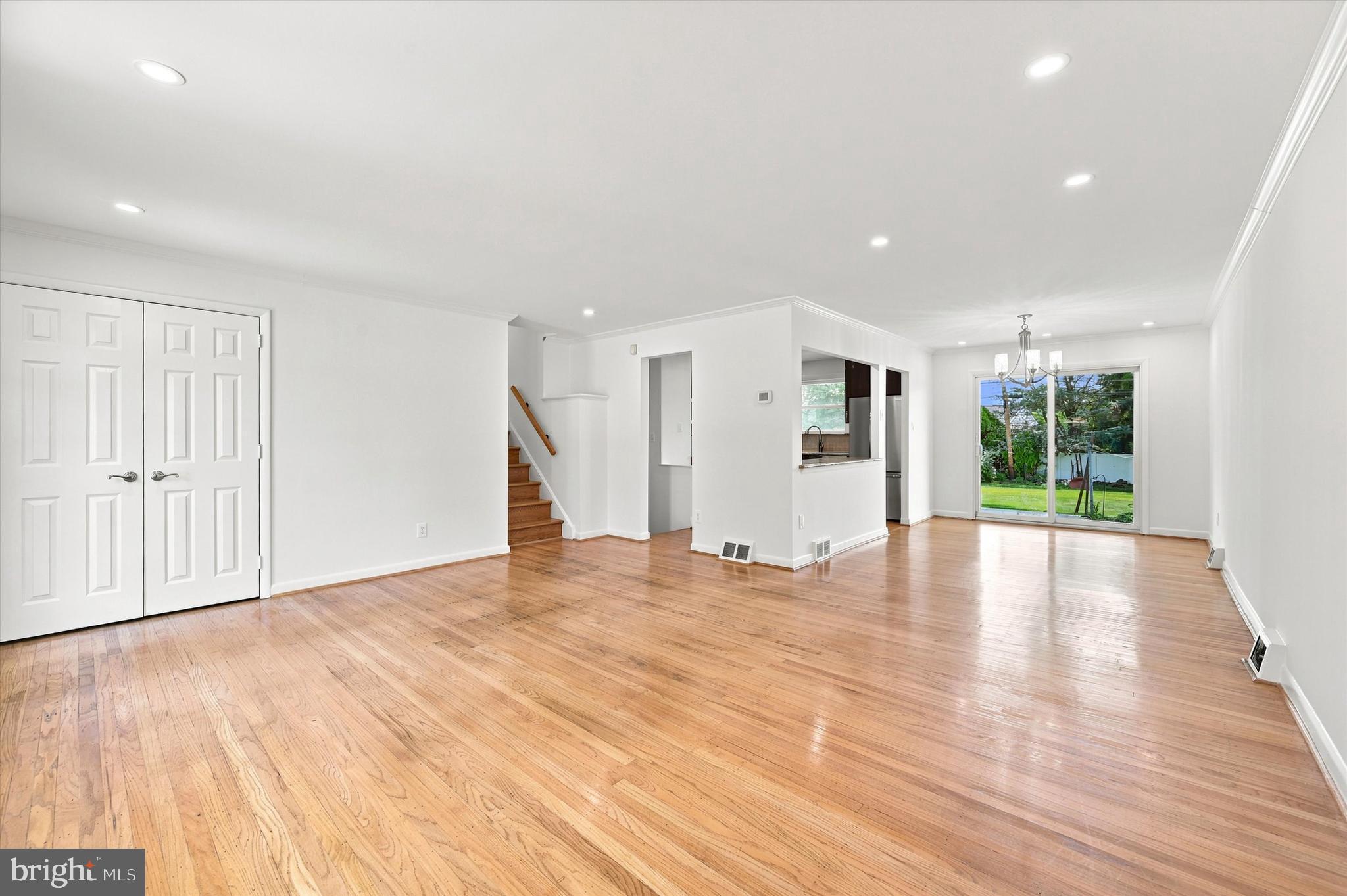 1411 SANDWOOD ROAD