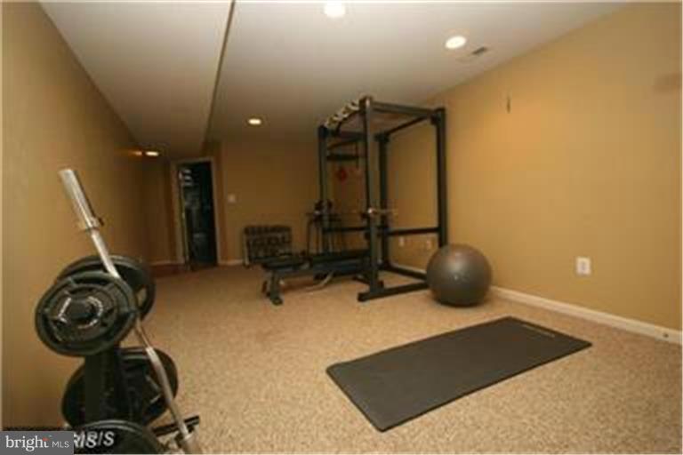 MONTCLAIR - Residential