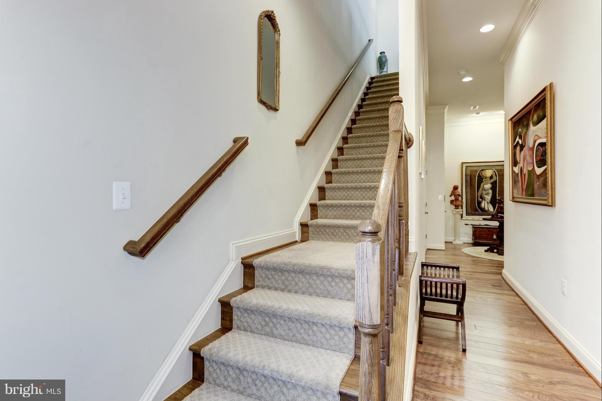 LANSDOWNE TOWN CENTER CONDOS - Residential