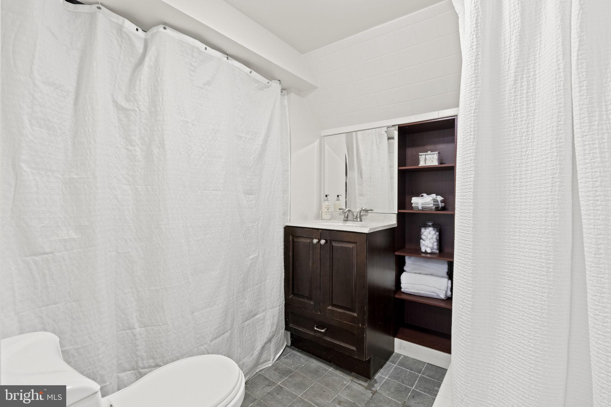 AMBERFIELD - Residential