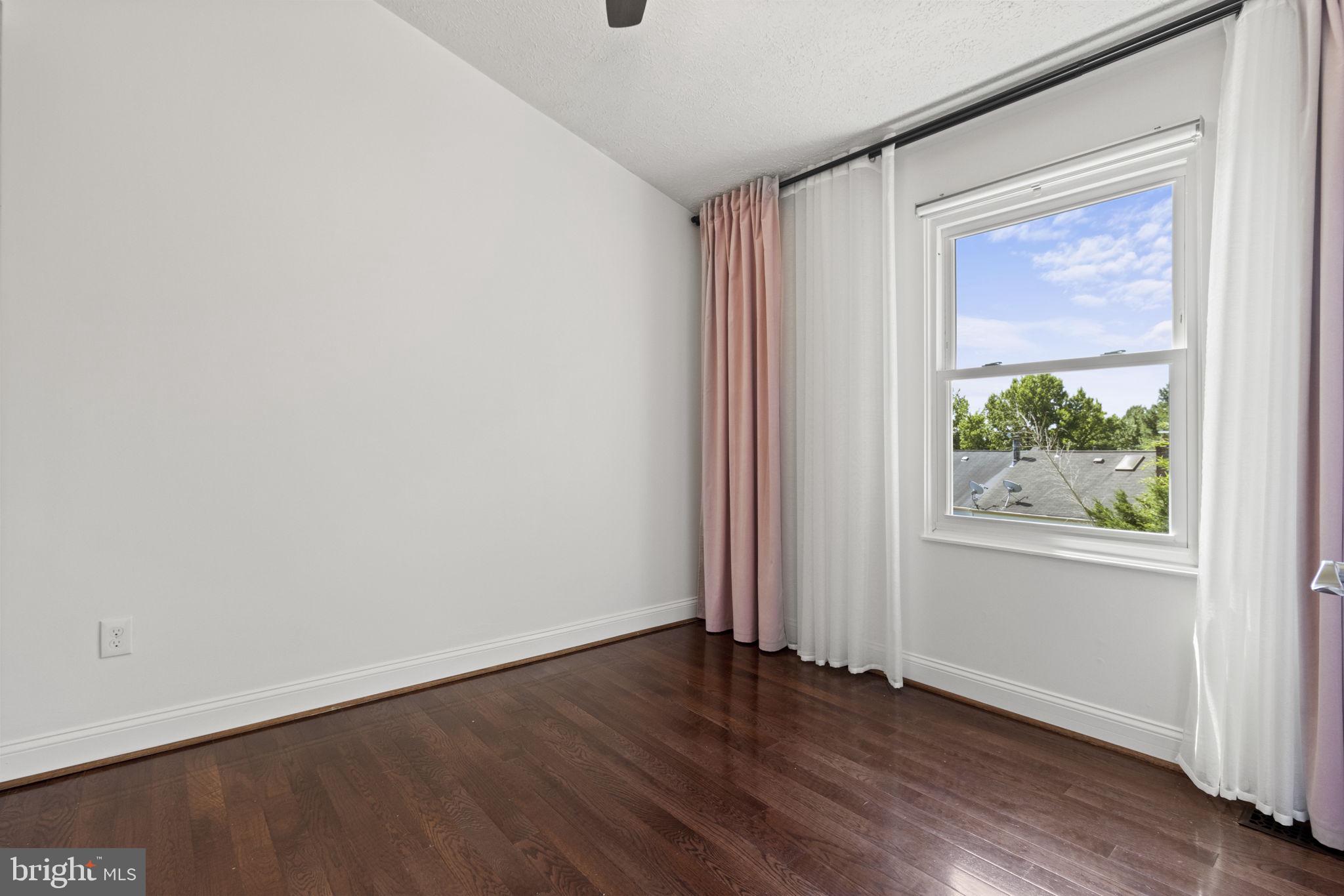 AMBERFIELD - Residential