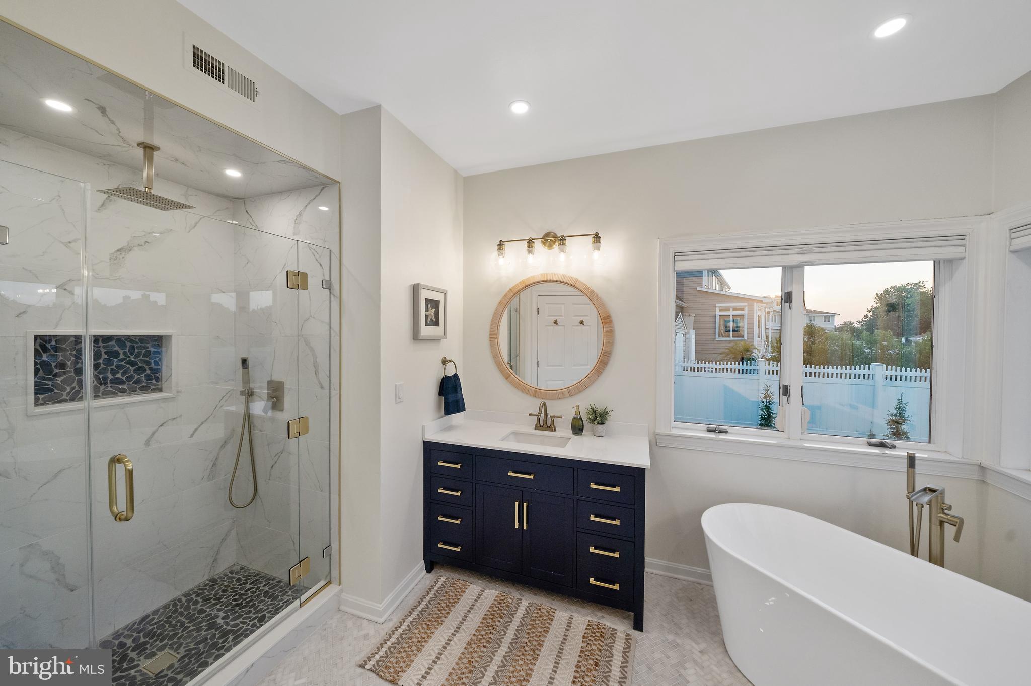 CAPTAINS HILL - Residential