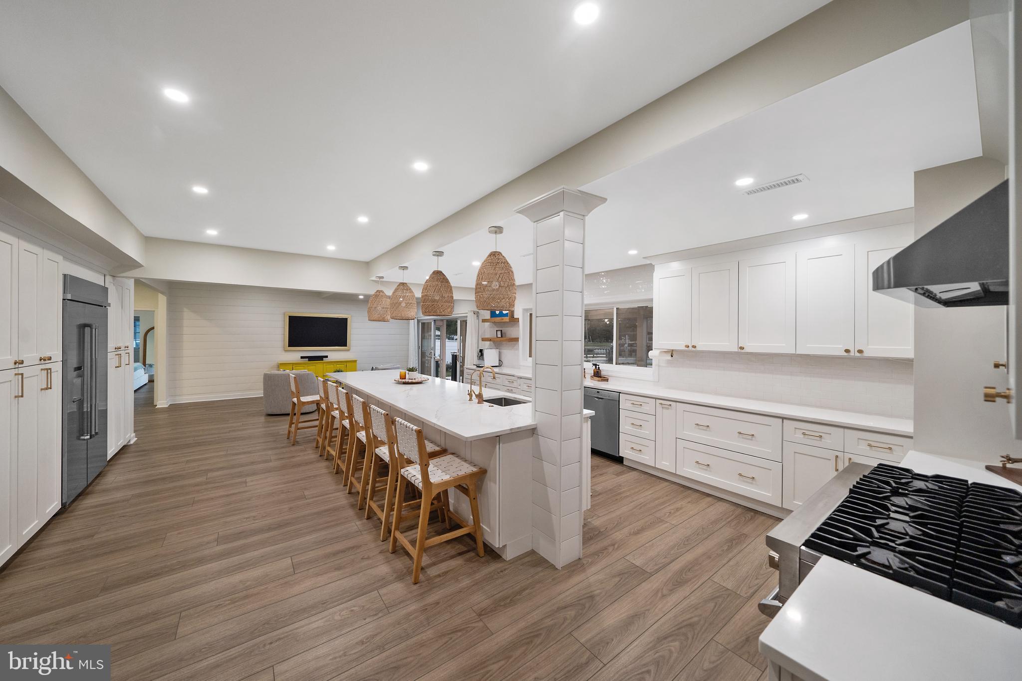 CAPTAINS HILL - Residential