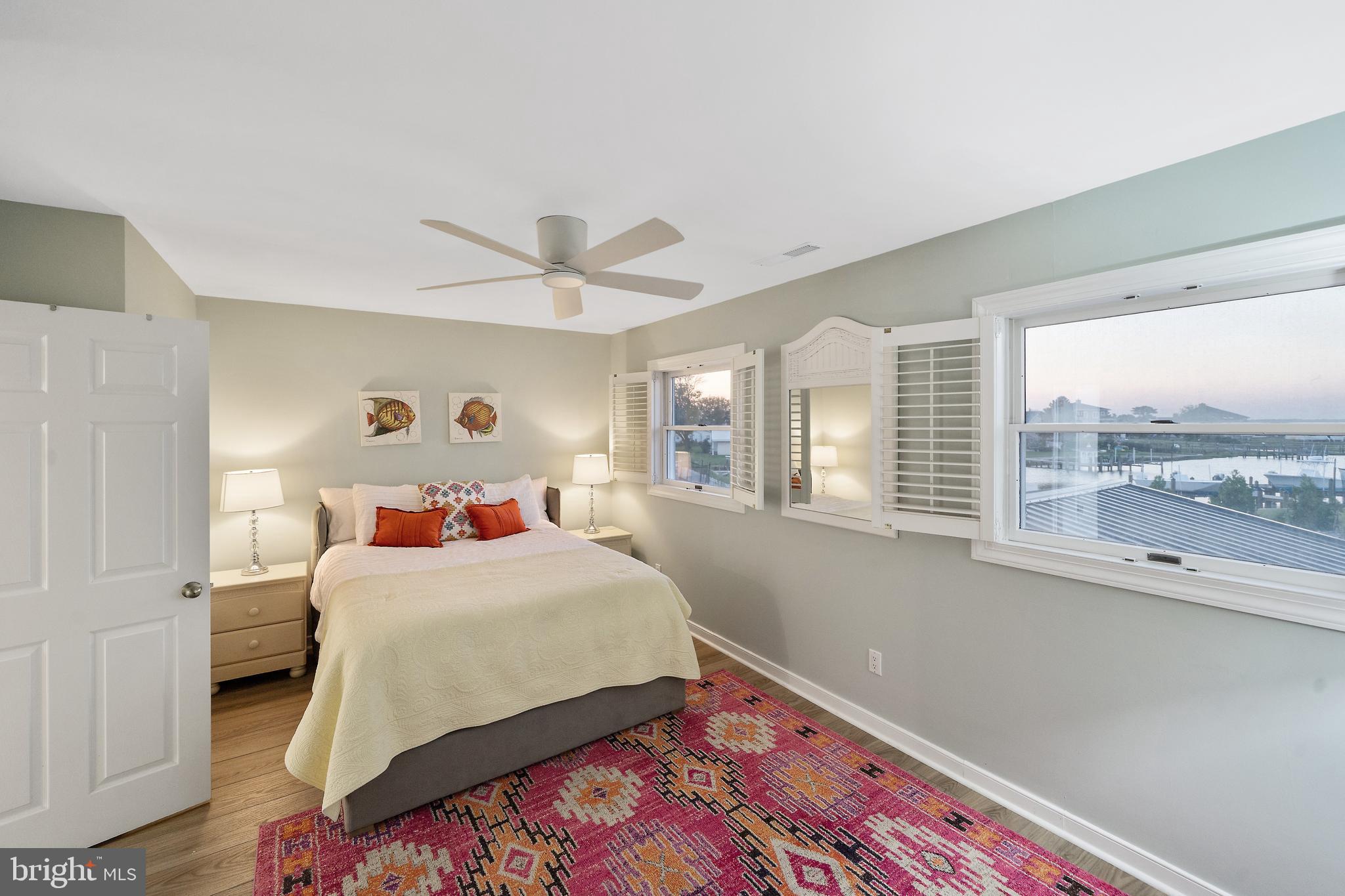 CAPTAINS HILL - Residential