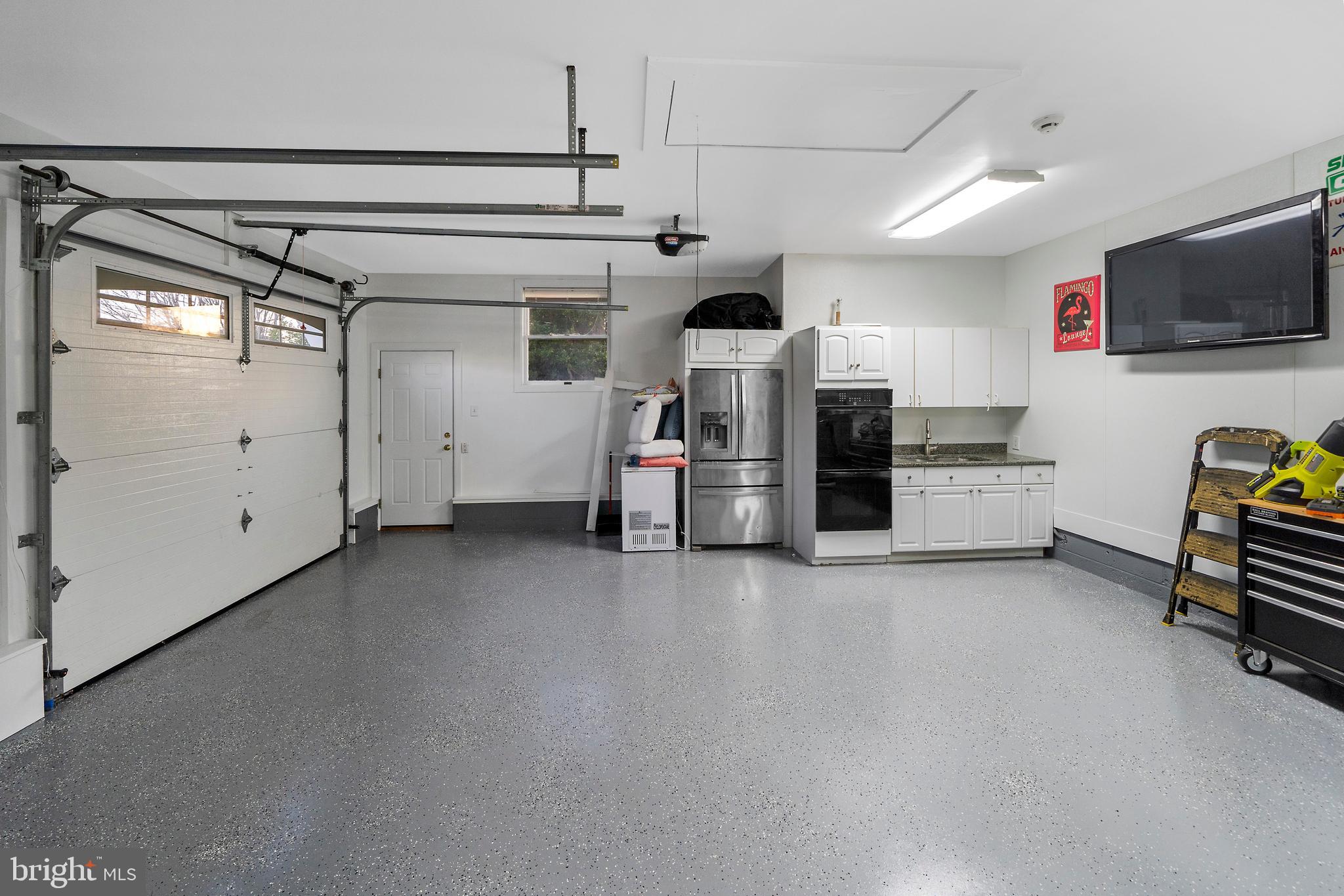 CAPTAINS HILL - Residential