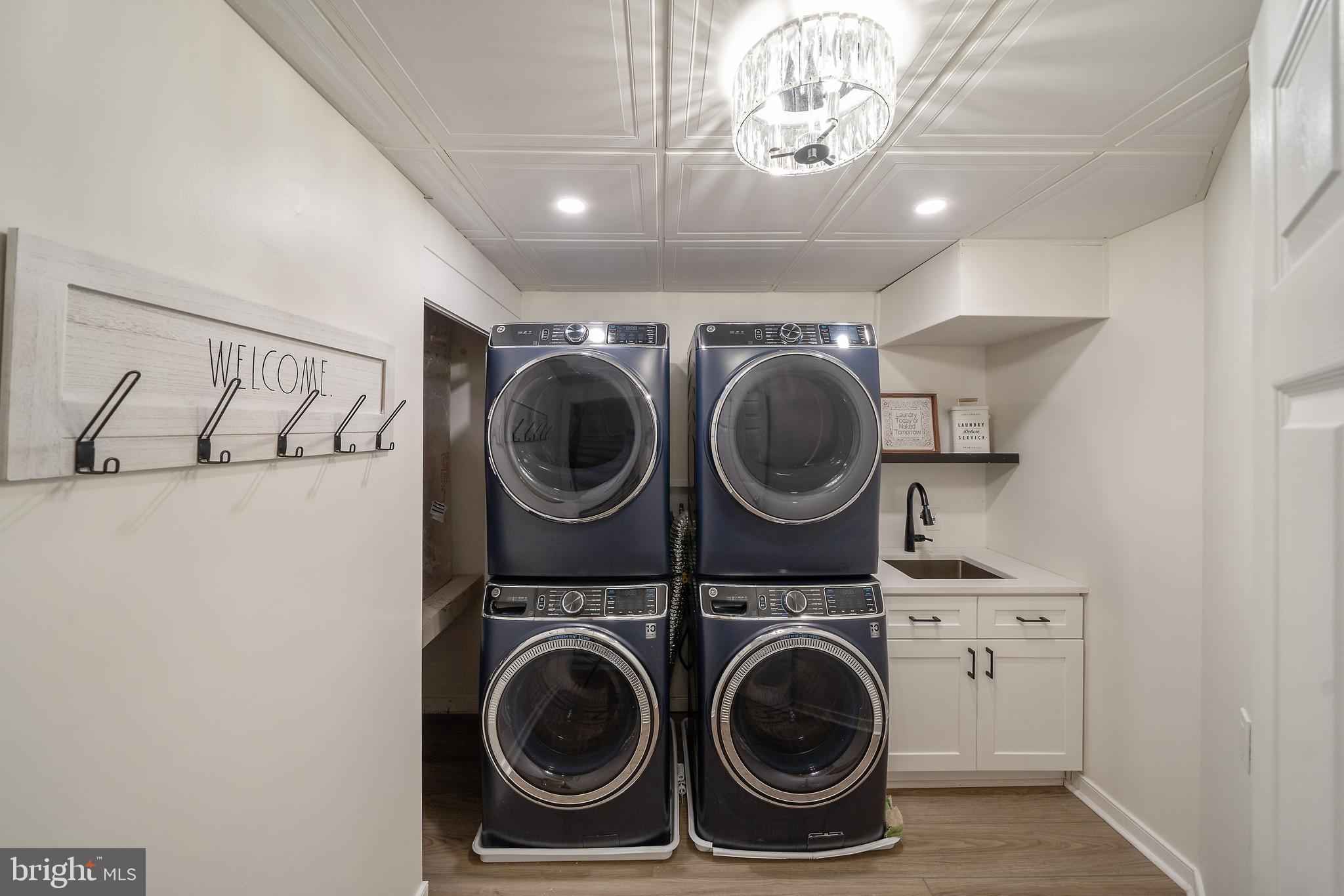 CAPTAINS HILL - Residential