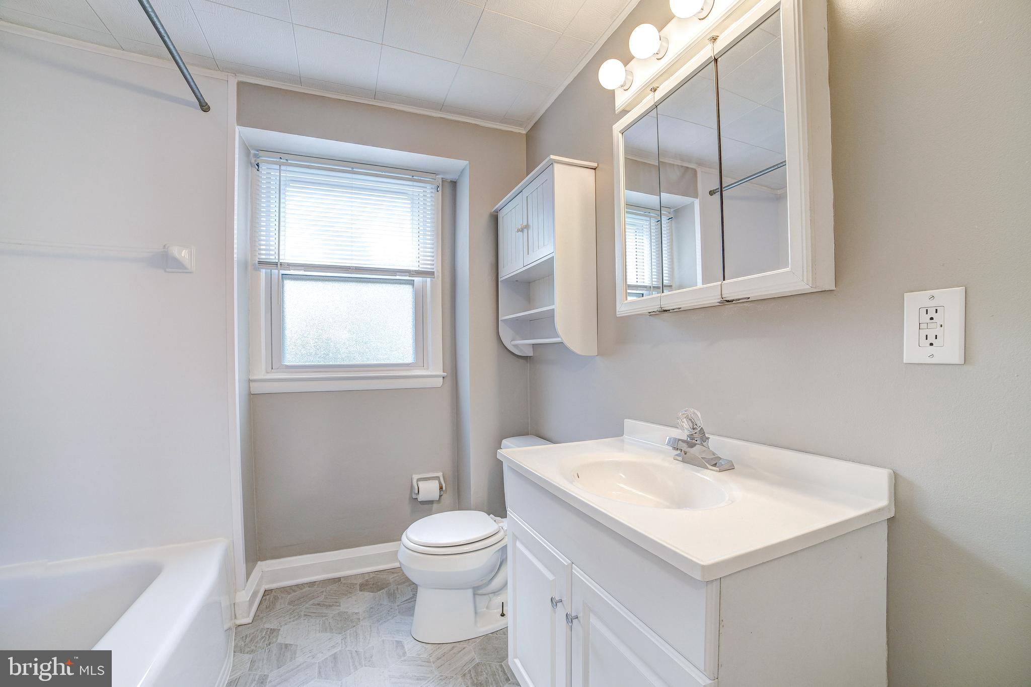 PERRY HALL - Residential