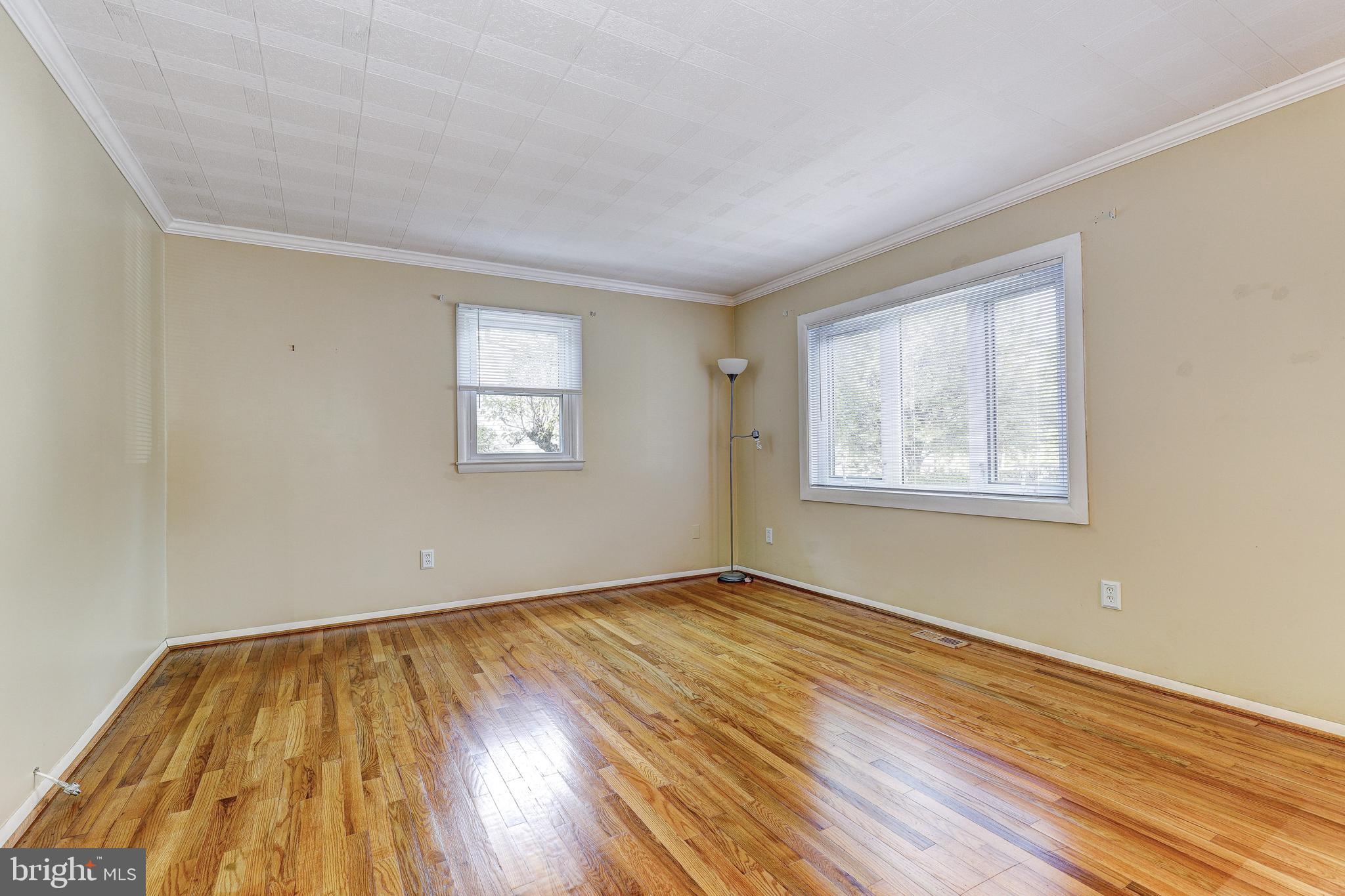 PERRY HALL - Residential