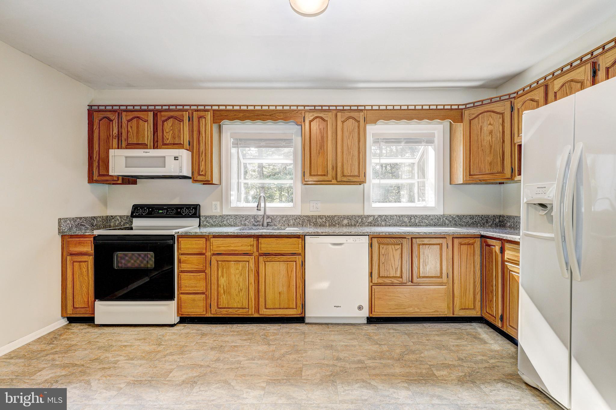 PERRY HALL - Residential