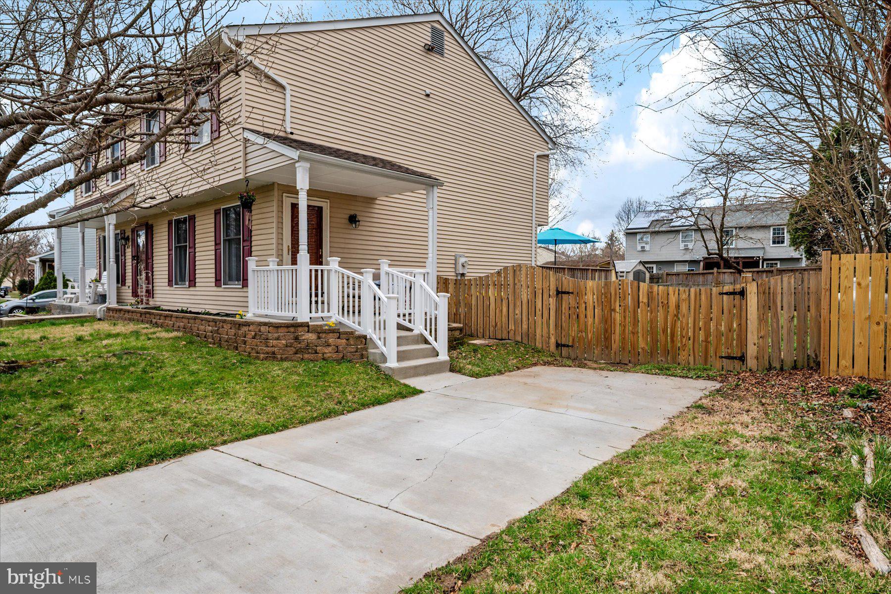 1612 SECRETARIAT DRIVE