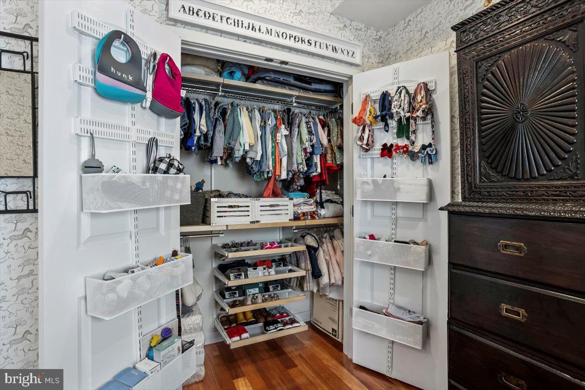 GRADUATE HOSPITAL - Residential