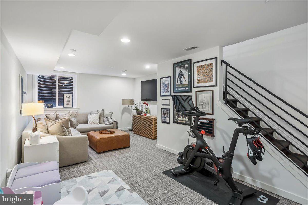 GRADUATE HOSPITAL - Residential