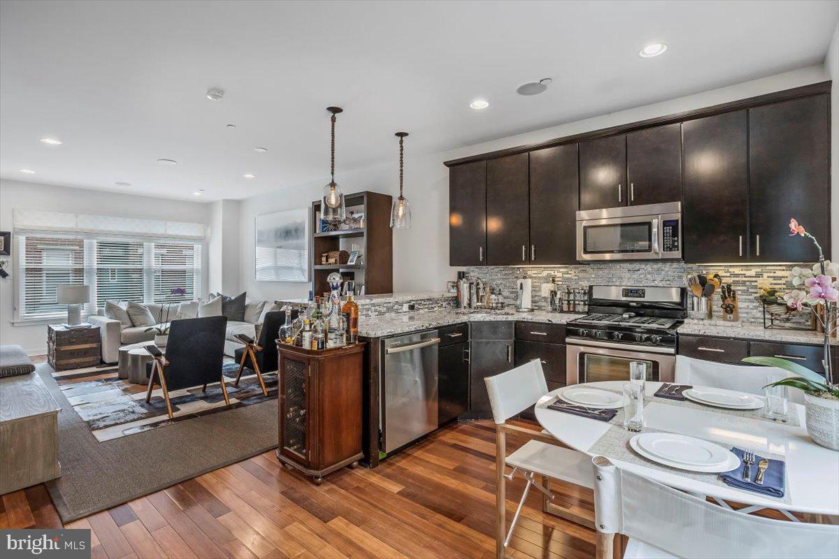 GRADUATE HOSPITAL - Residential