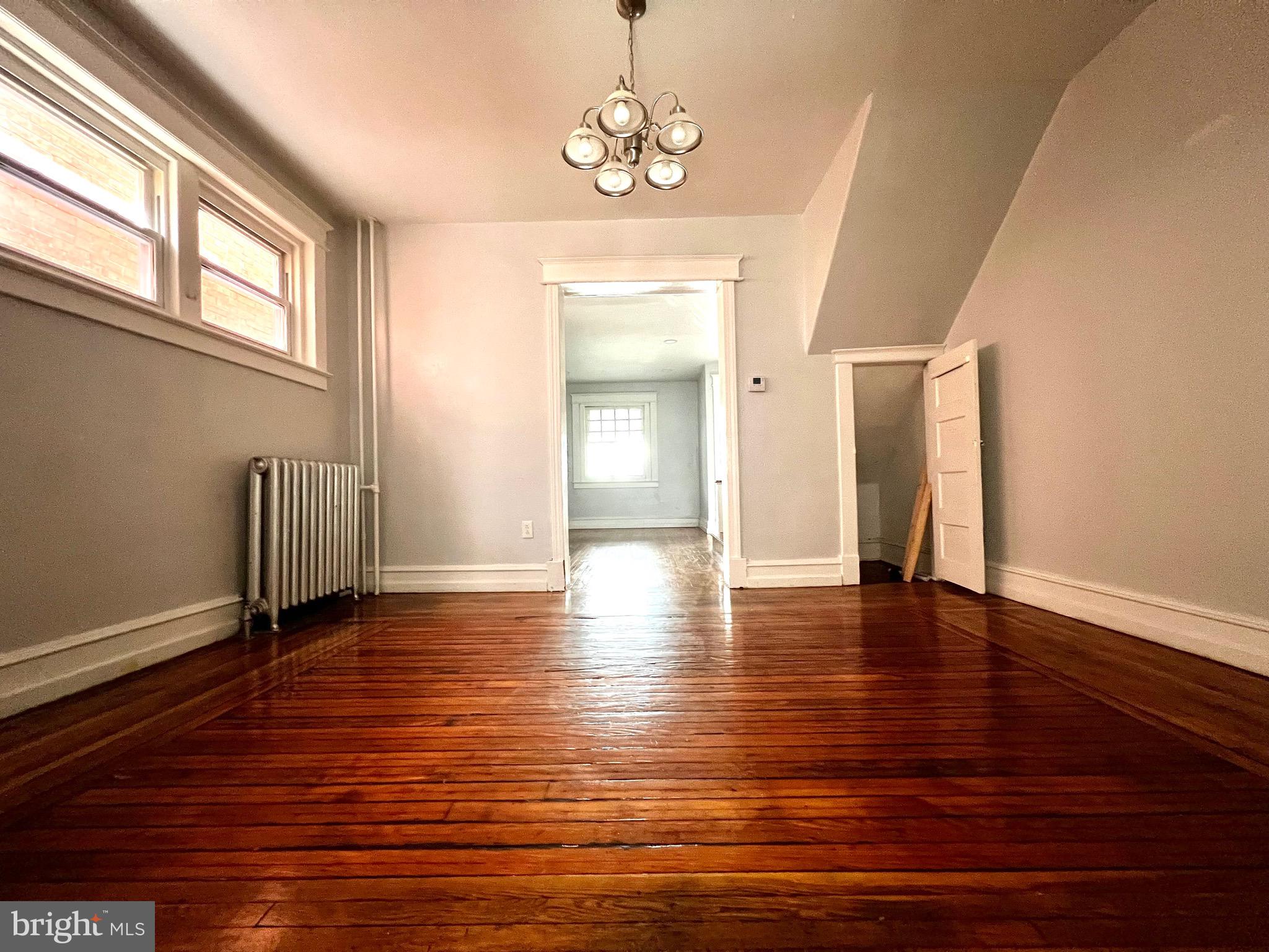 UNIVERSITY CITY - Residential Lease