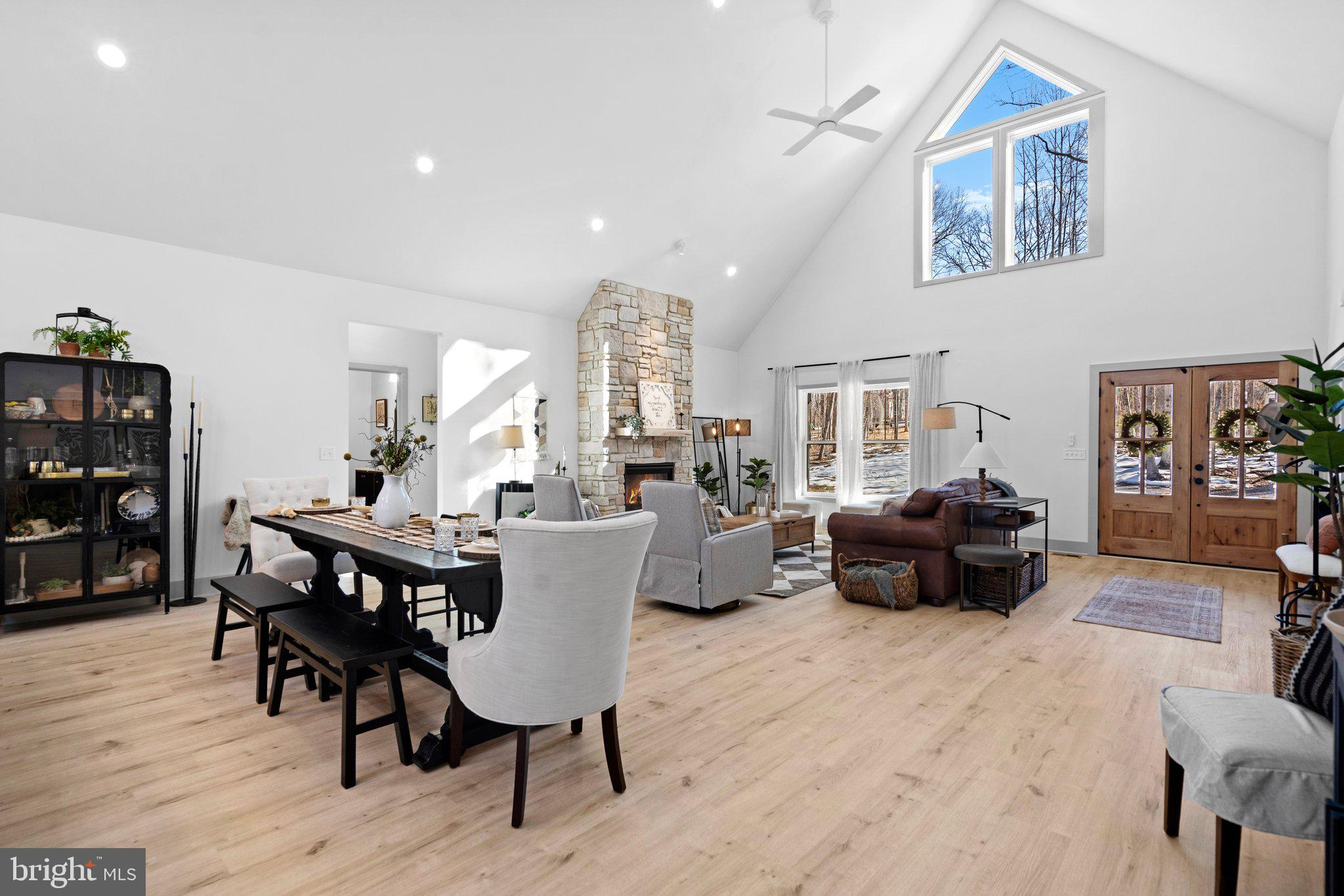 HIGH ACRES - Residential