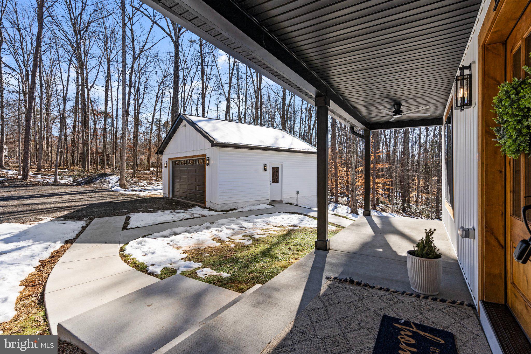 HIGH ACRES - Residential