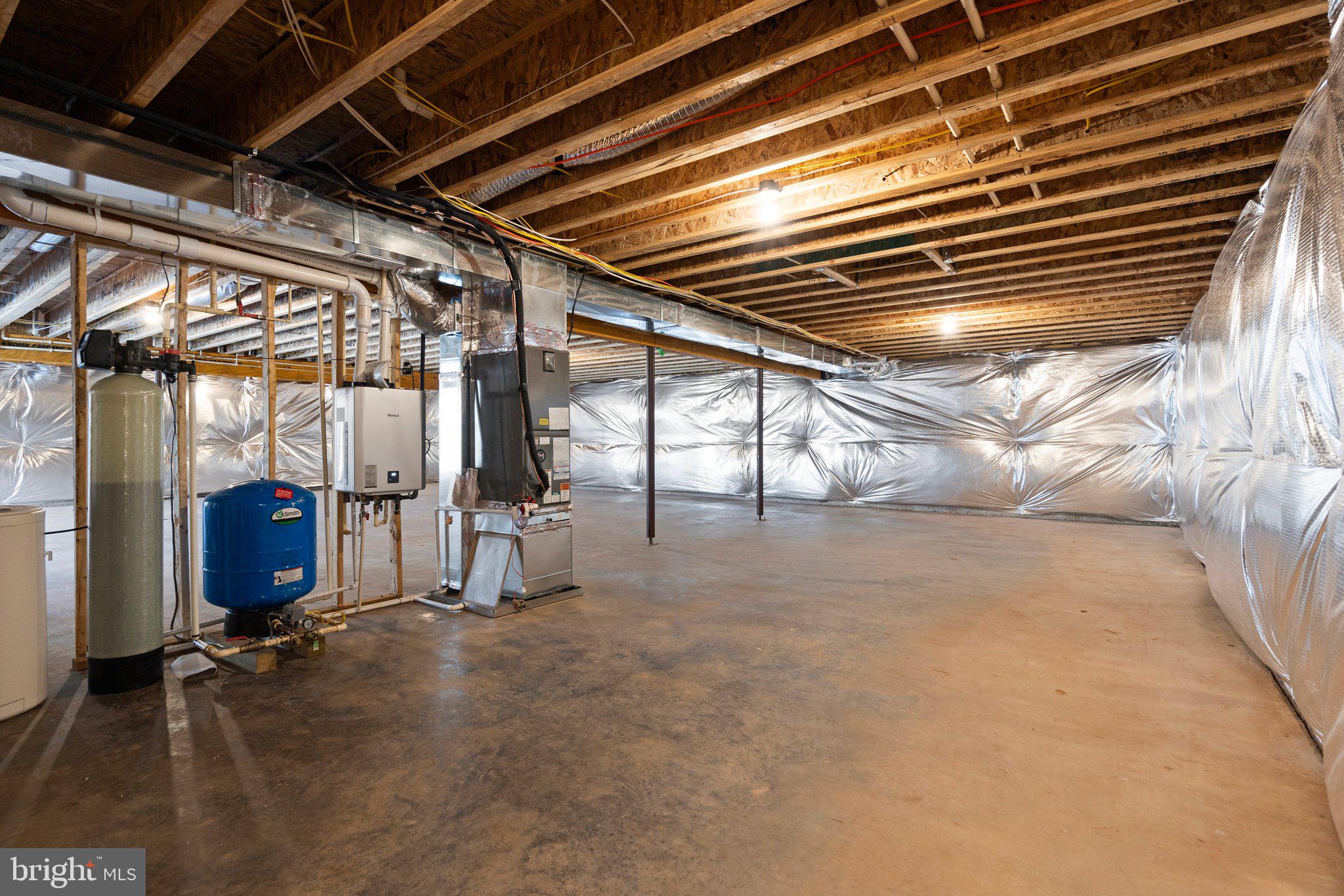 HIGH ACRES - Residential