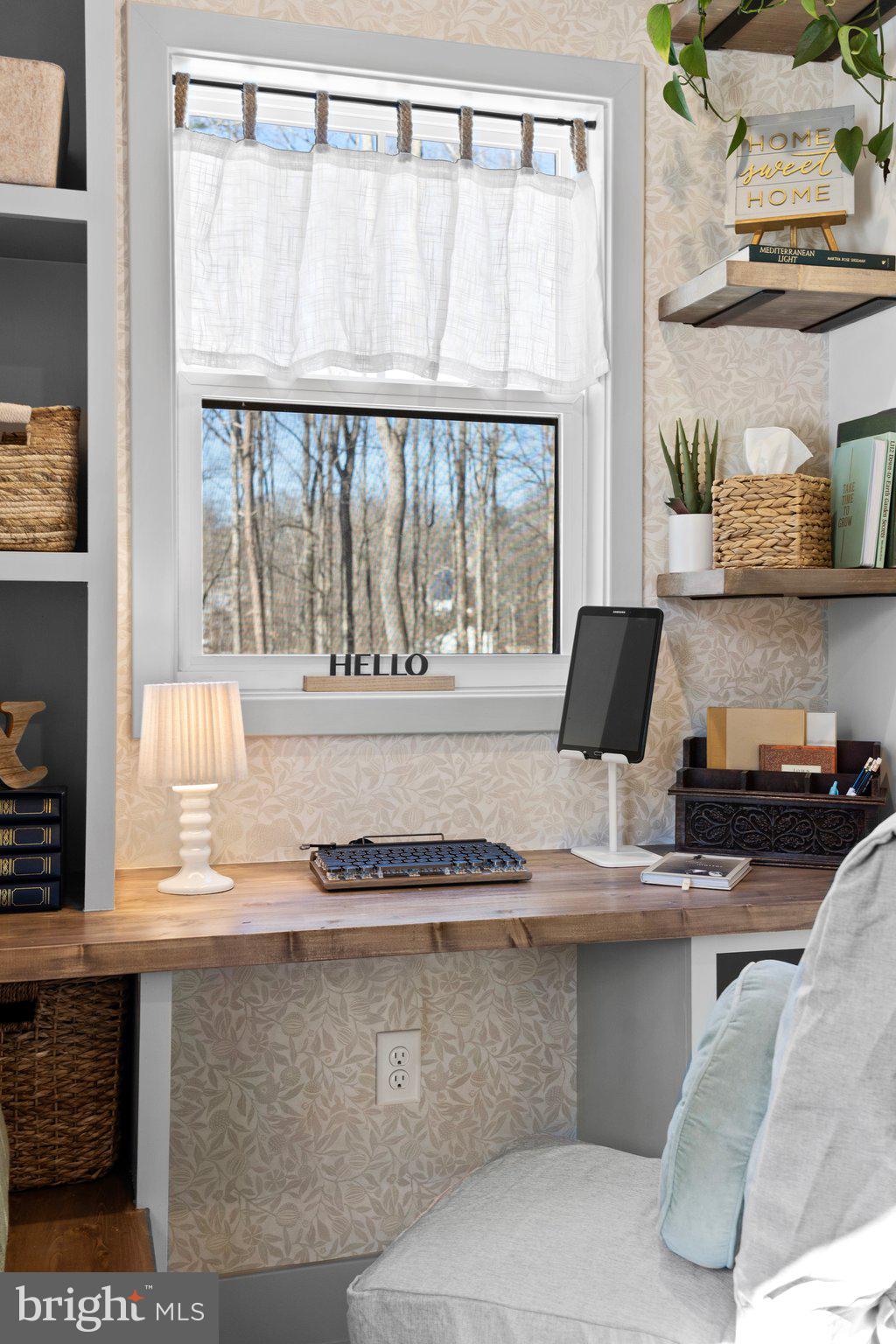 HIGH ACRES - Residential