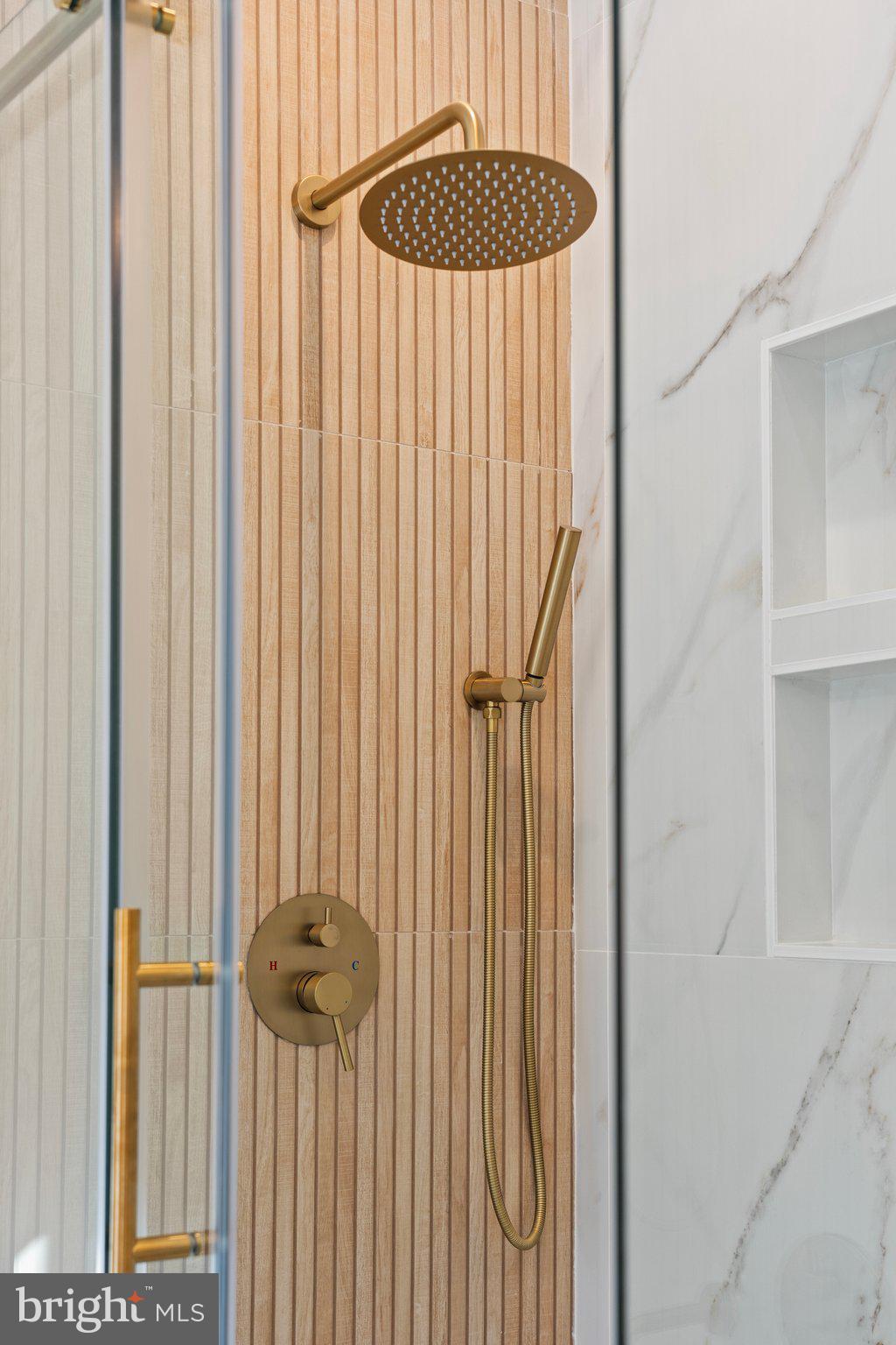 HIGH ACRES - Residential