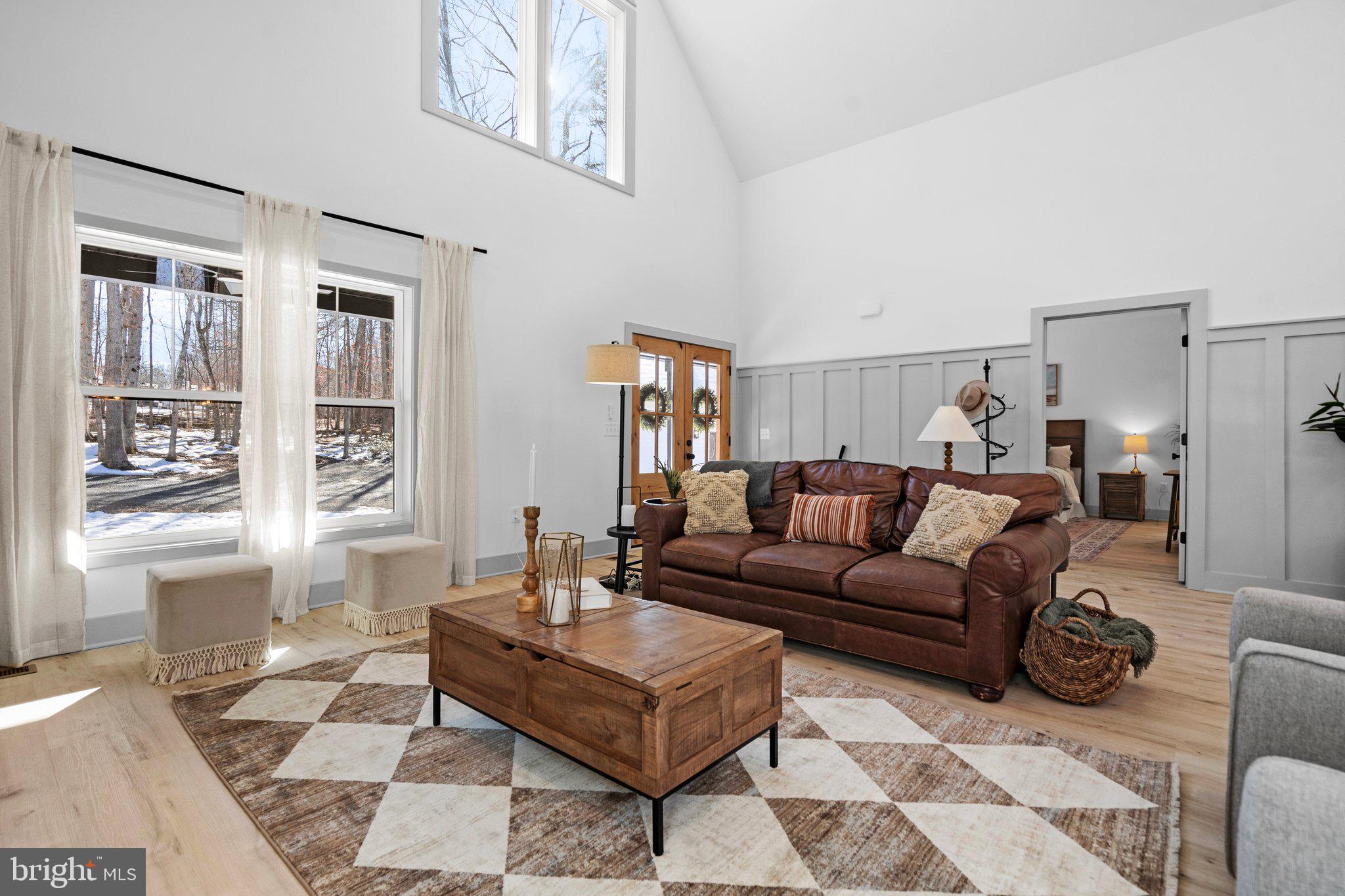 HIGH ACRES - Residential