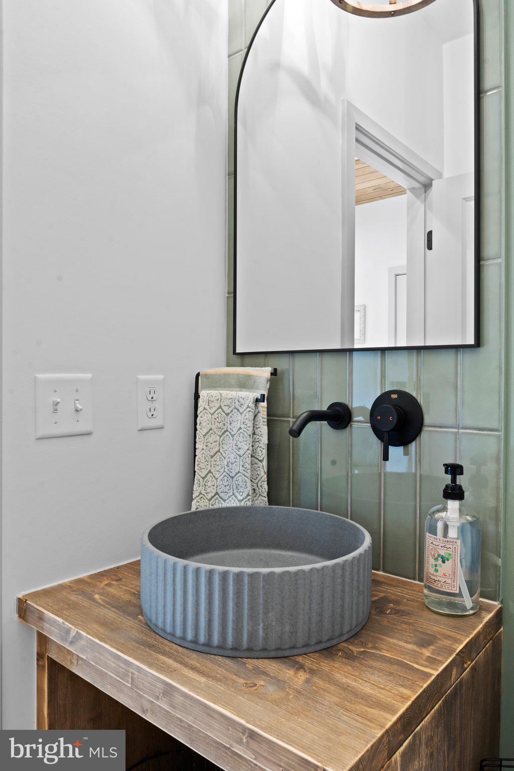 HIGH ACRES - Residential