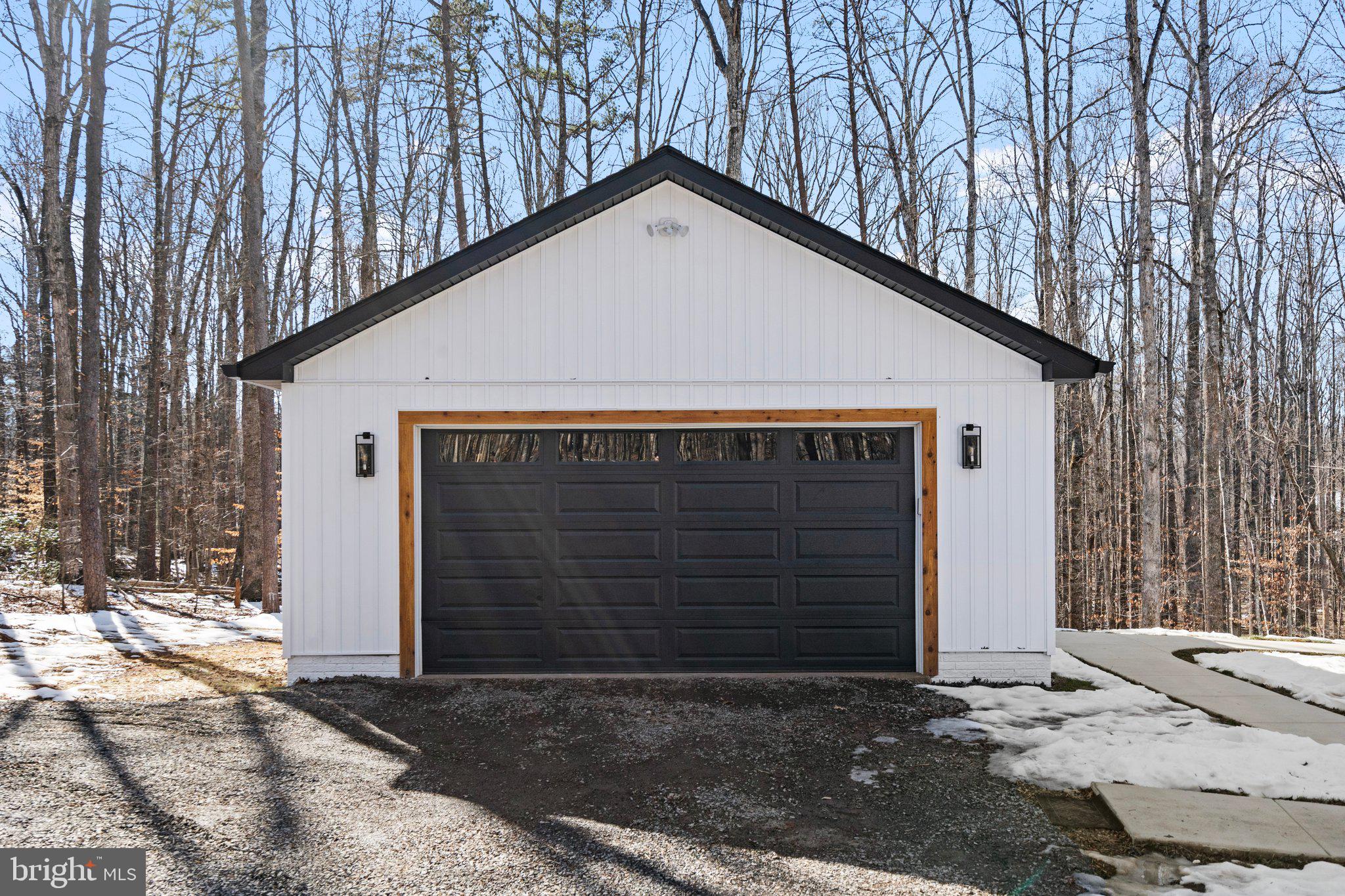 HIGH ACRES - Residential