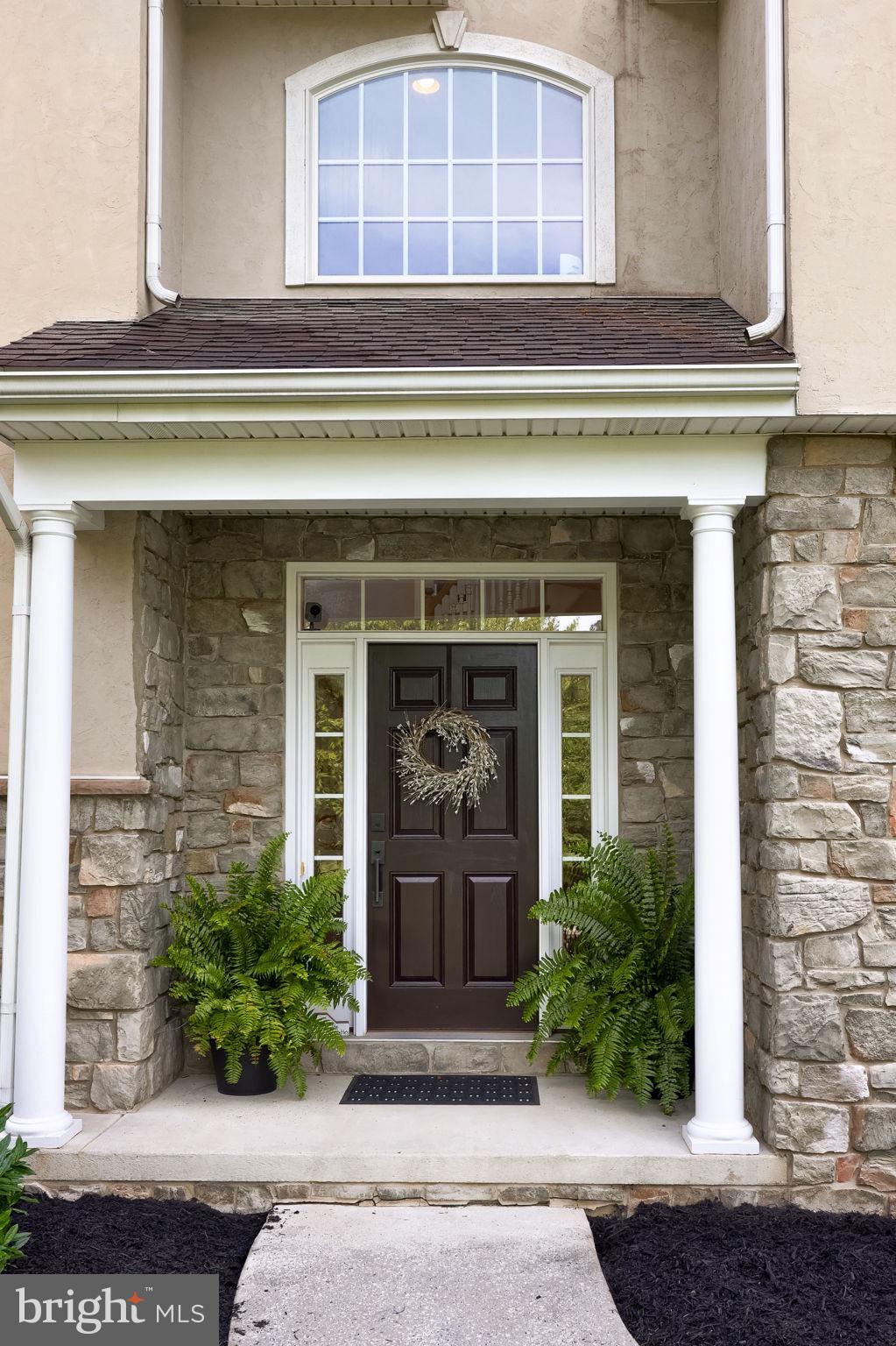 Photo of 22 Windsor Lane, LITITZ, PA 17543 (MLS # PALA2095728)