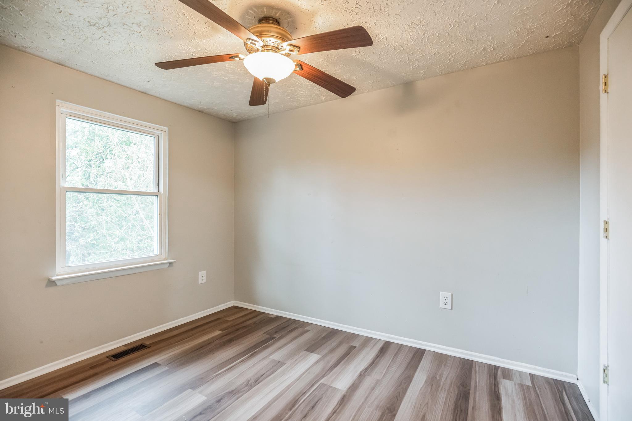 ST CHARLES WAKEFIELD - Residential