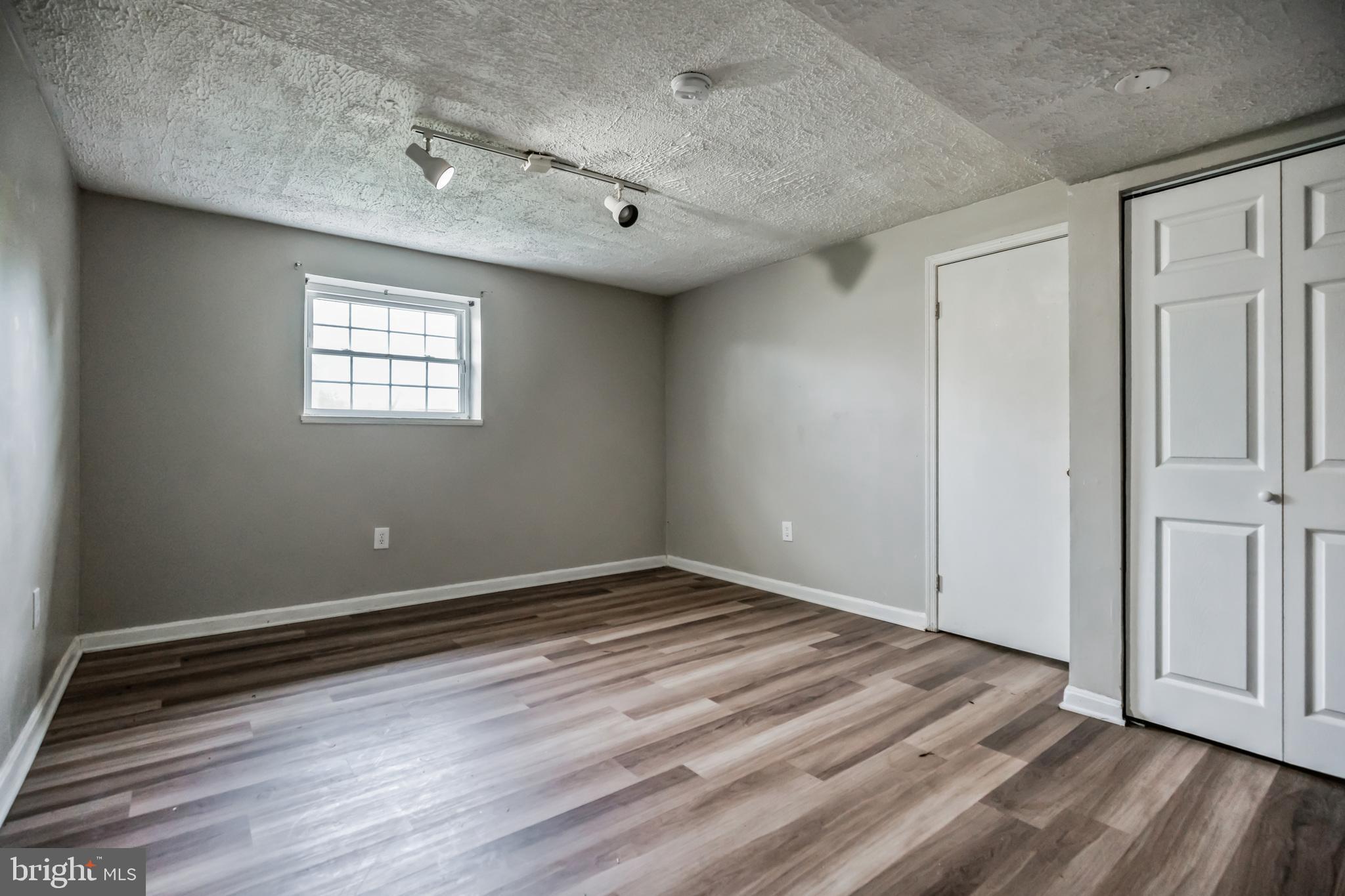 ST CHARLES WAKEFIELD - Residential