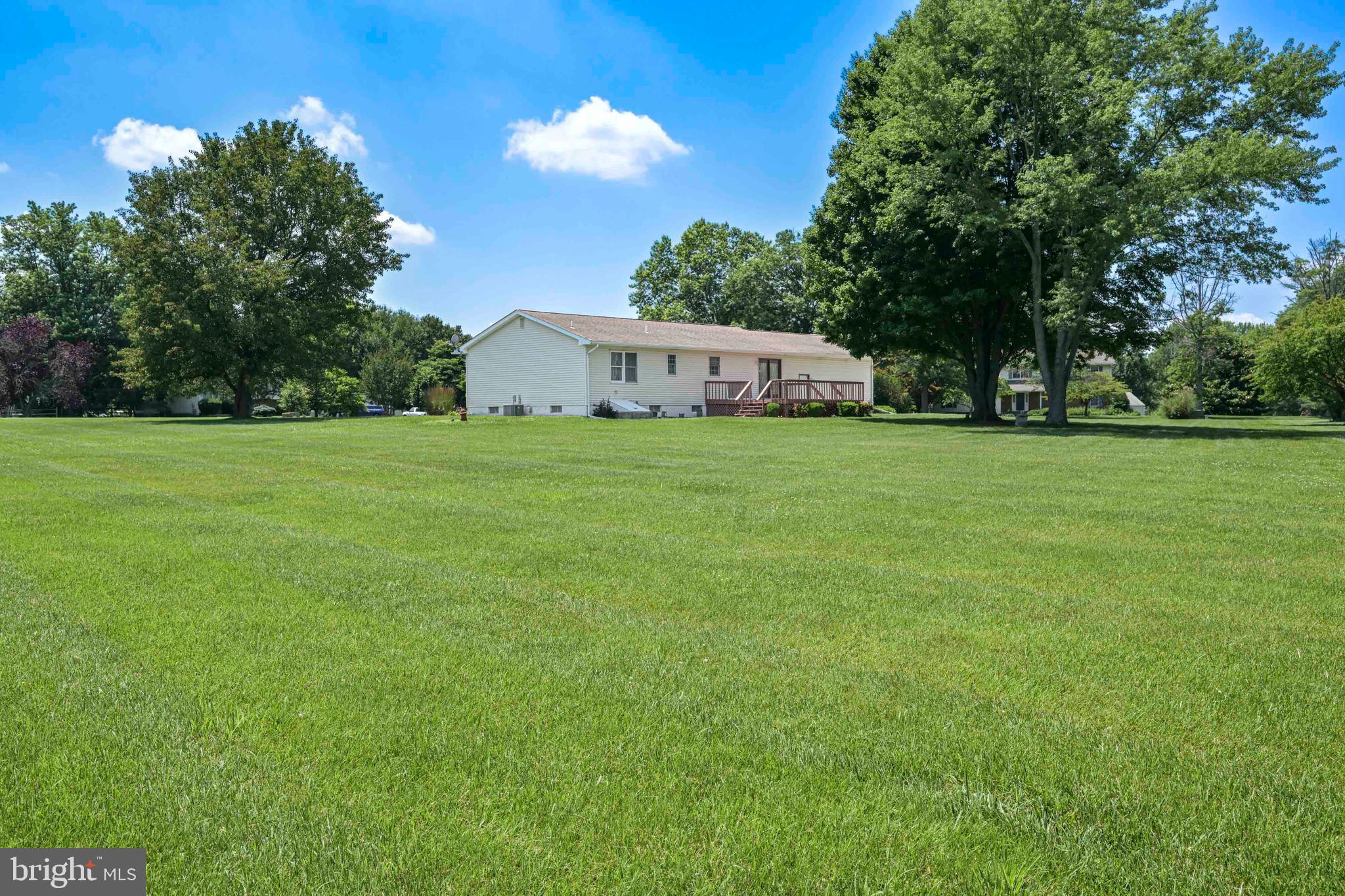 508 LAKE DRIVE