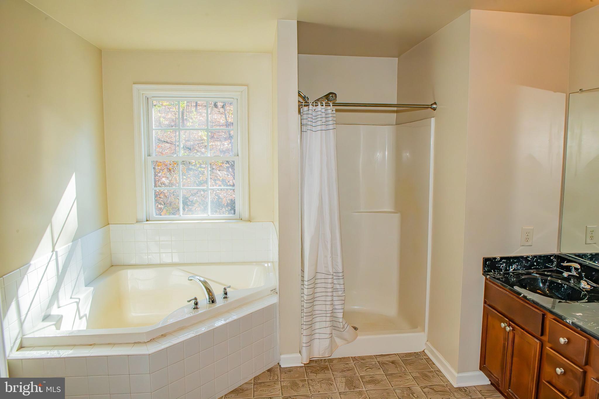 CANNON HILL HEIGHTS - Residential