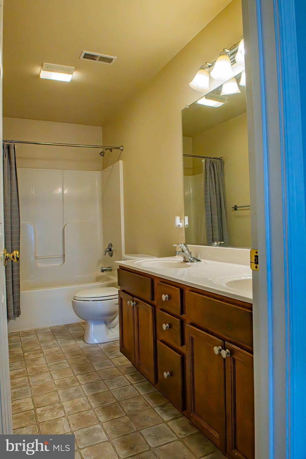 CANNON HILL HEIGHTS - Residential